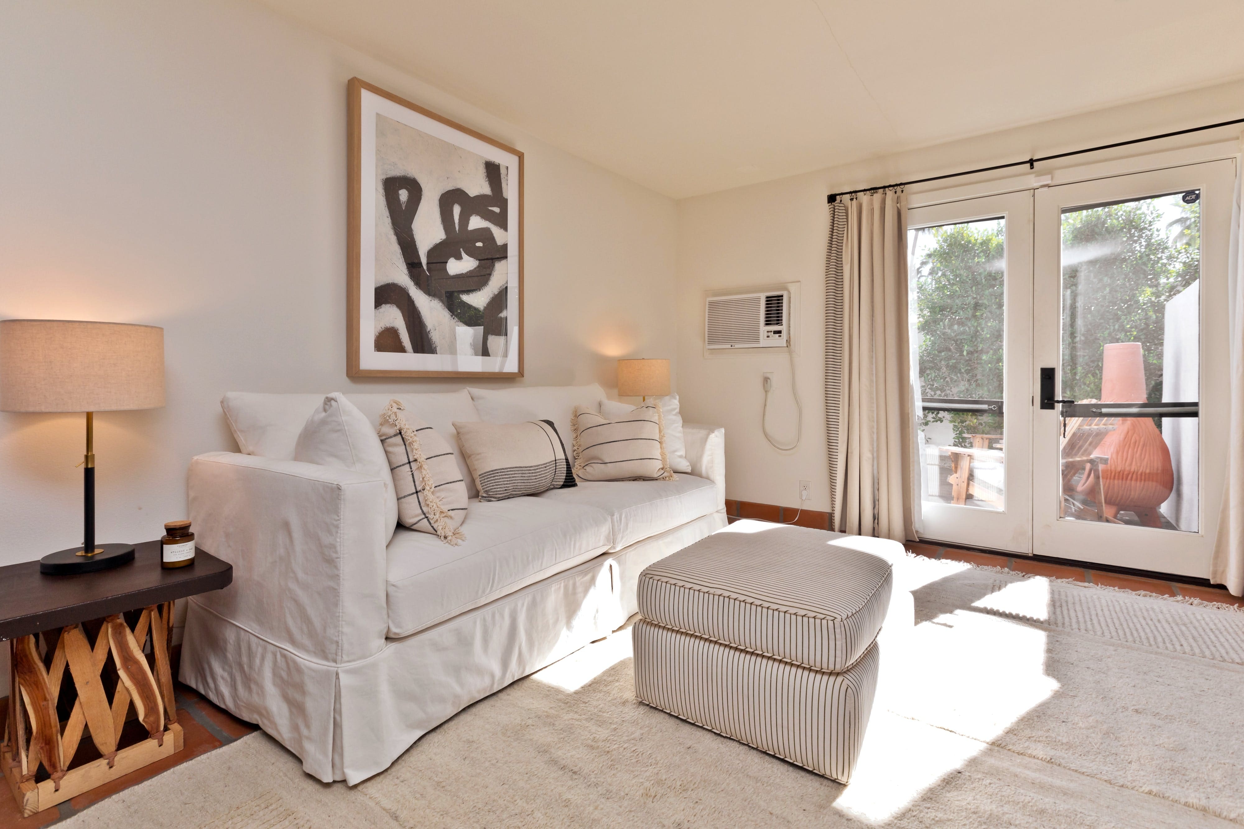 House Mesquite Cathedral Cathedral City 3: Luxury 4-Bedroom House with Pool and Hot Tub, Palm Springs