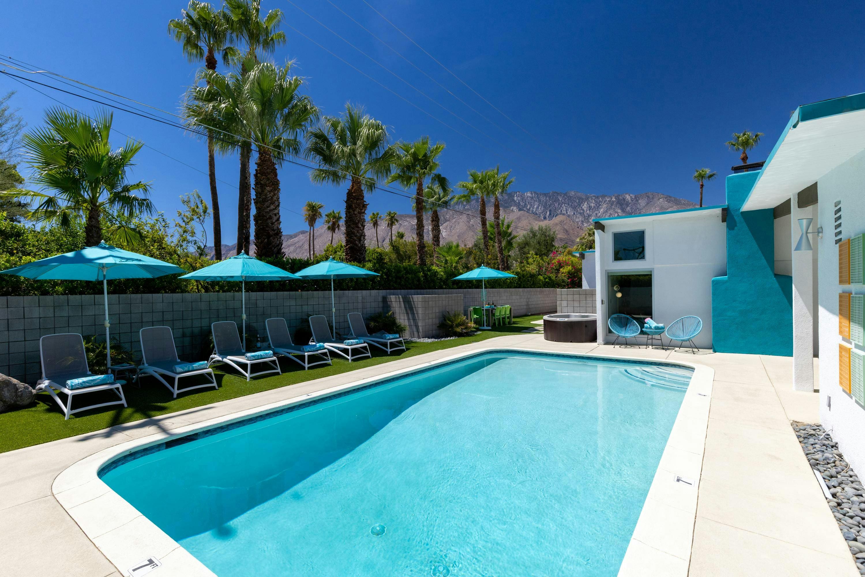 House Mesquite PalmSprings Palm Springs: Luxury 4-Bedroom House with Pool and Hot Tub, Palm Springs
