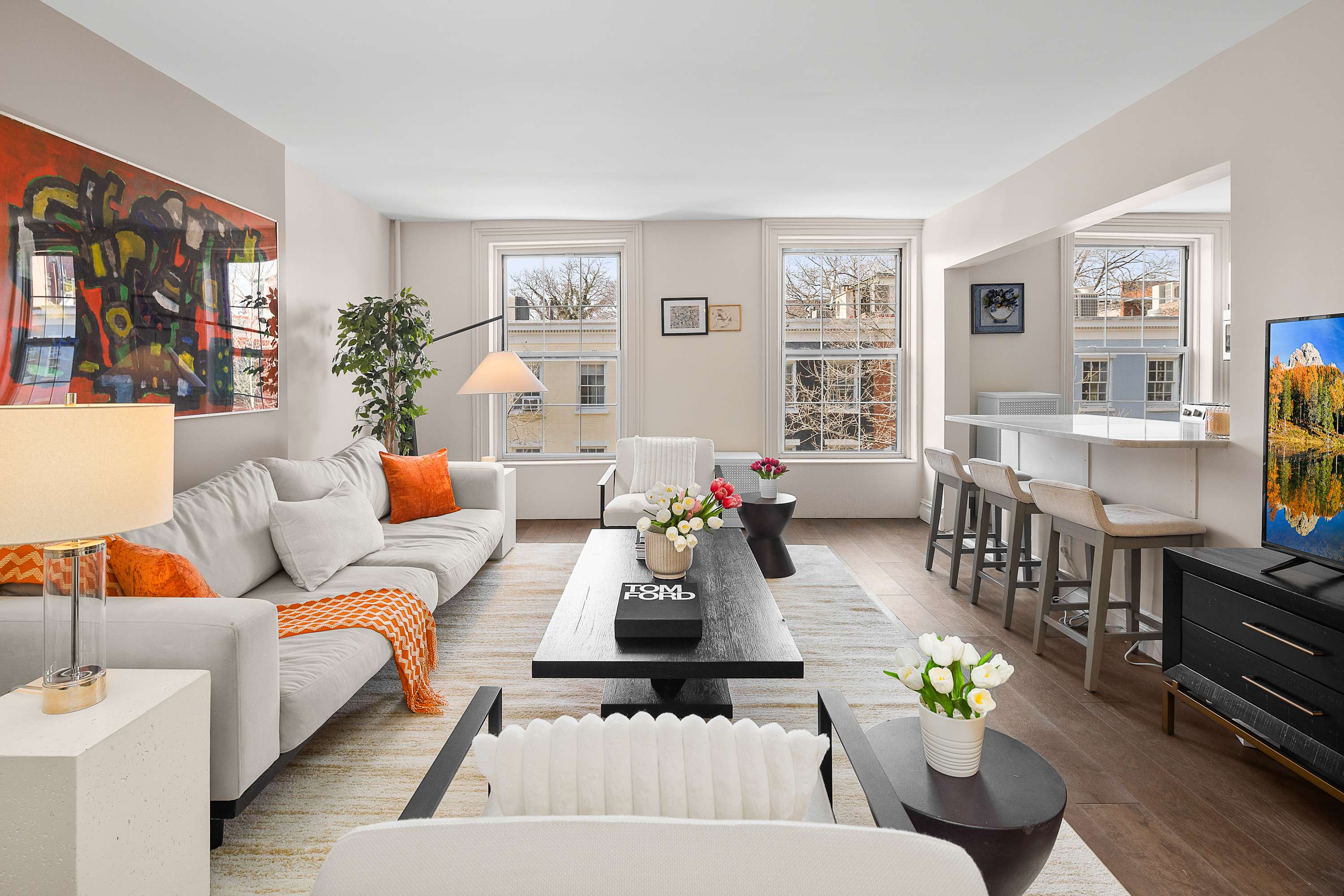 House Minetta Greenwich: Modern 1-Bedroom Apartment with Artistic Flair, Greenwich Village