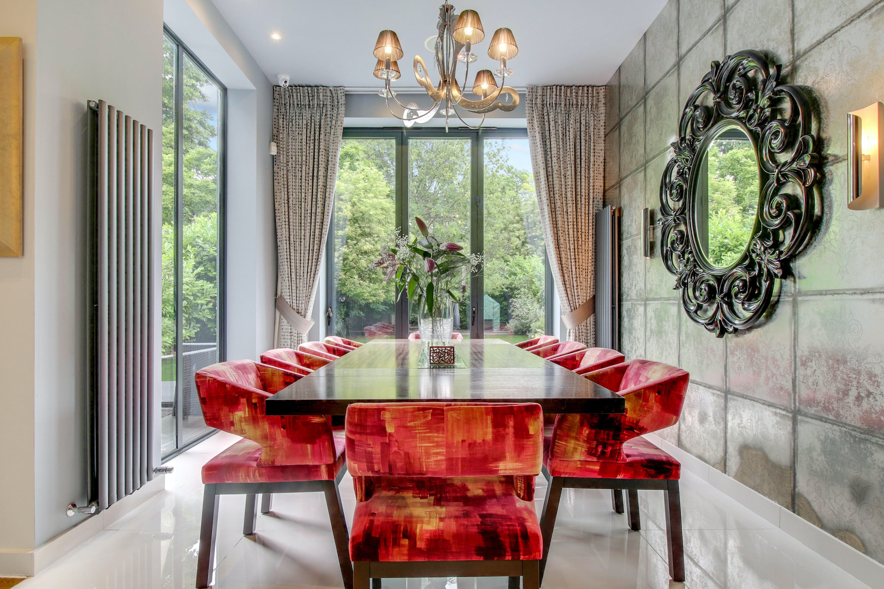 House Mulberry WestHampstead West Hampstead: Elegant 3-Bedroom Apartment with Garden Access, West Hampstead