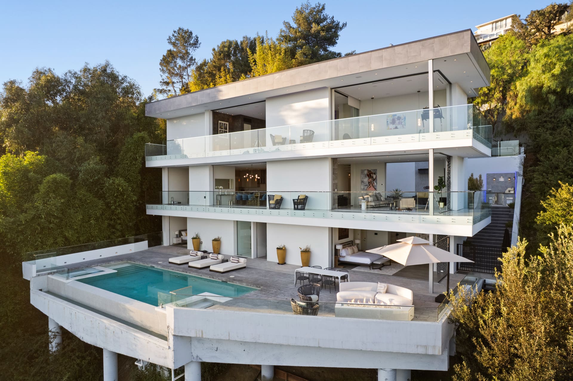 House Mulholland West Hollywood: Luxury 5-Bedroom Villa with Infinity Pool, West Hollywood