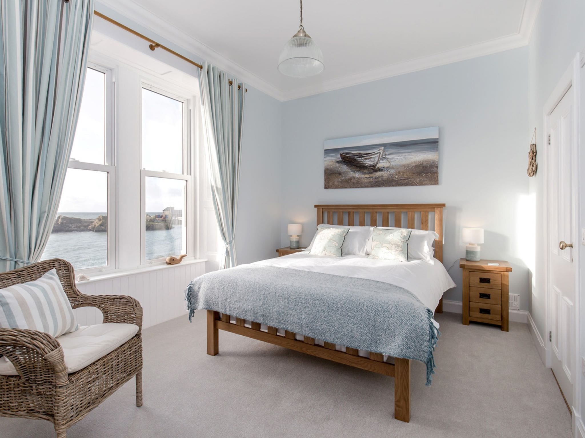 House Mull Portpatrick: Spectacular 8-Bedroom Luxury Holiday House with Sea Views in Historic Scottish Harbour Town