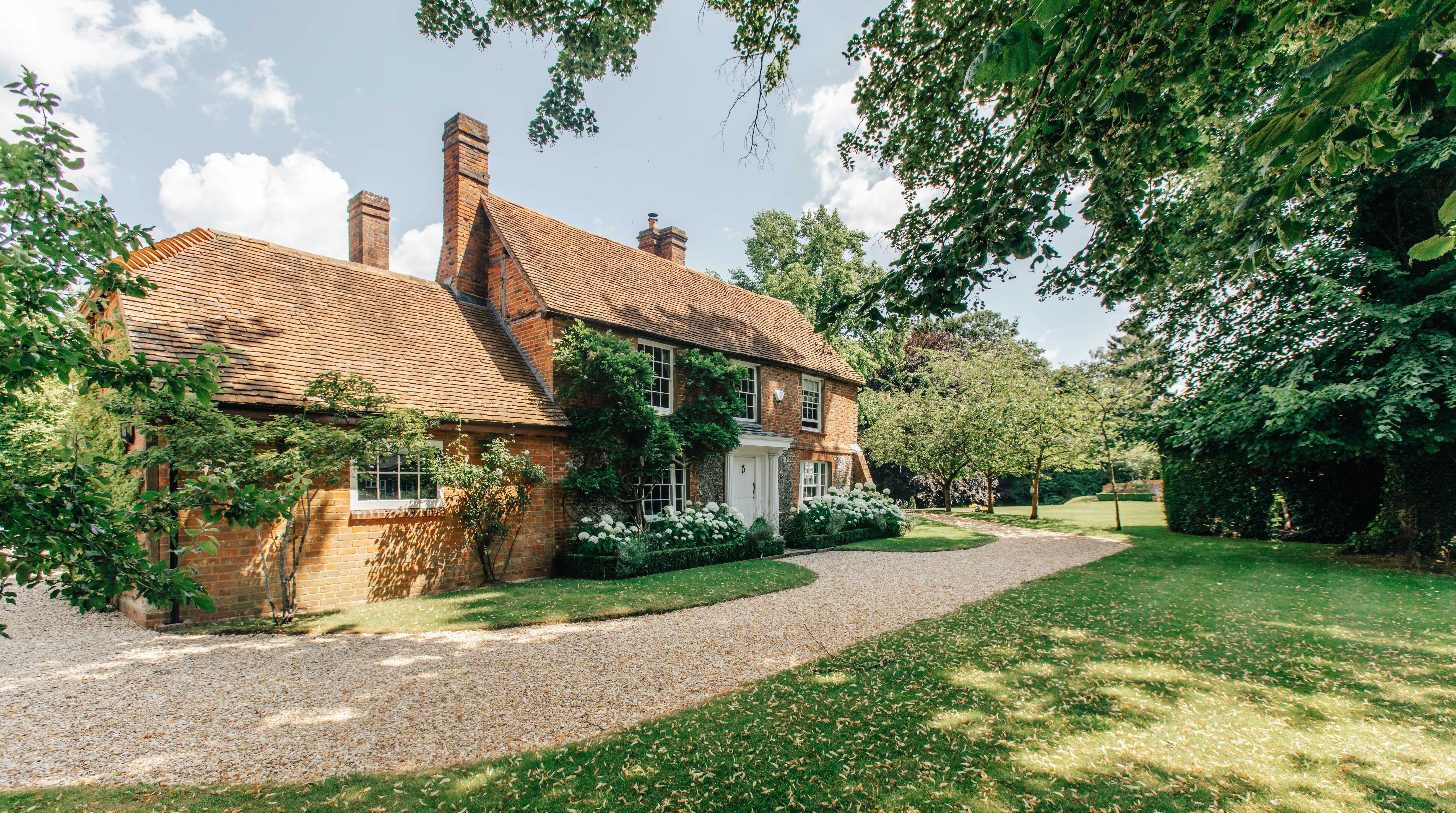 House Nettlebed Reading: Luxury 6-Bedroom Apartment with Family-Friendly Features, Reading