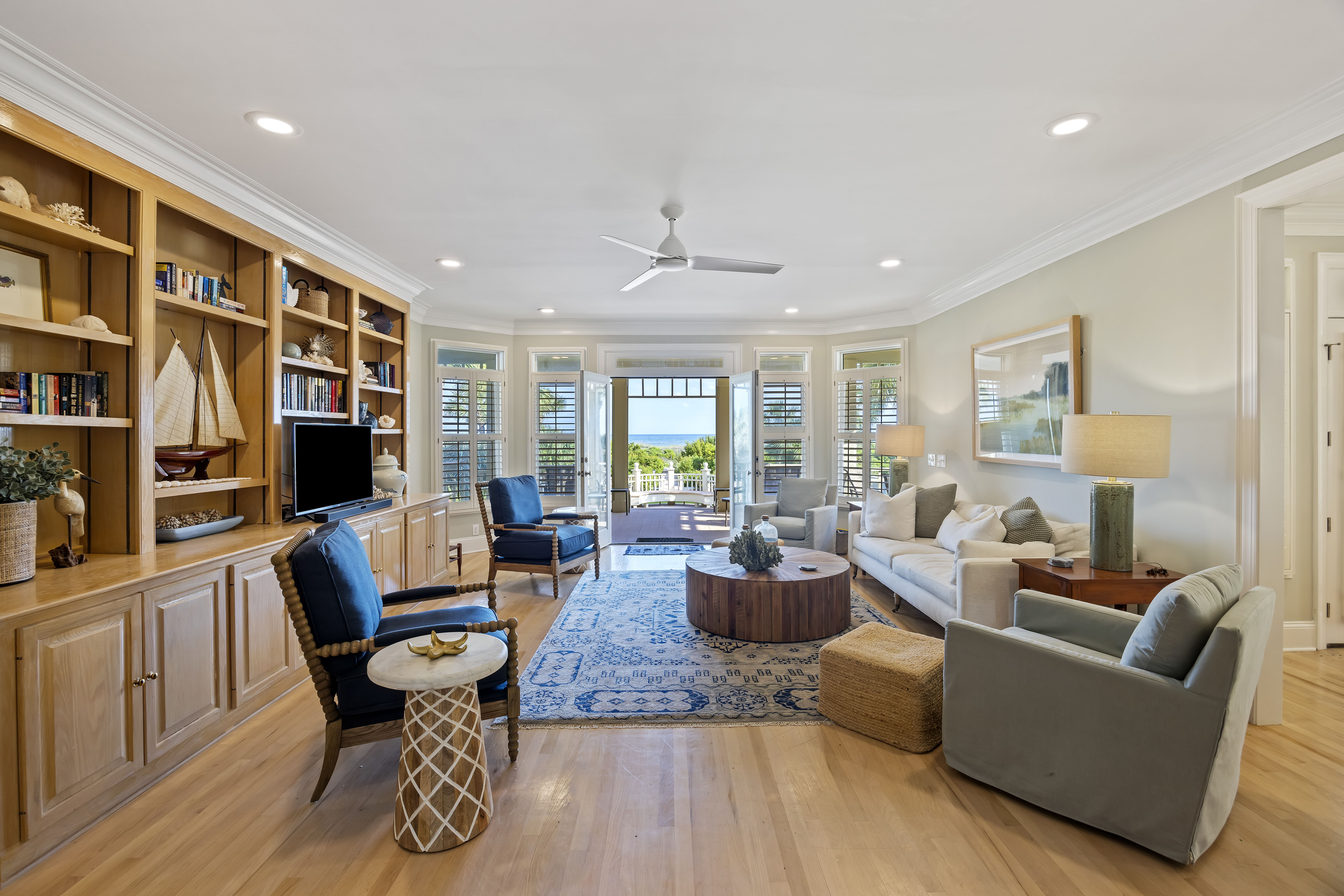 House Palmetto Charleston Charleston 3: Luxury 5-Bedroom Villa with Seaviews and Beach Access, Charleston