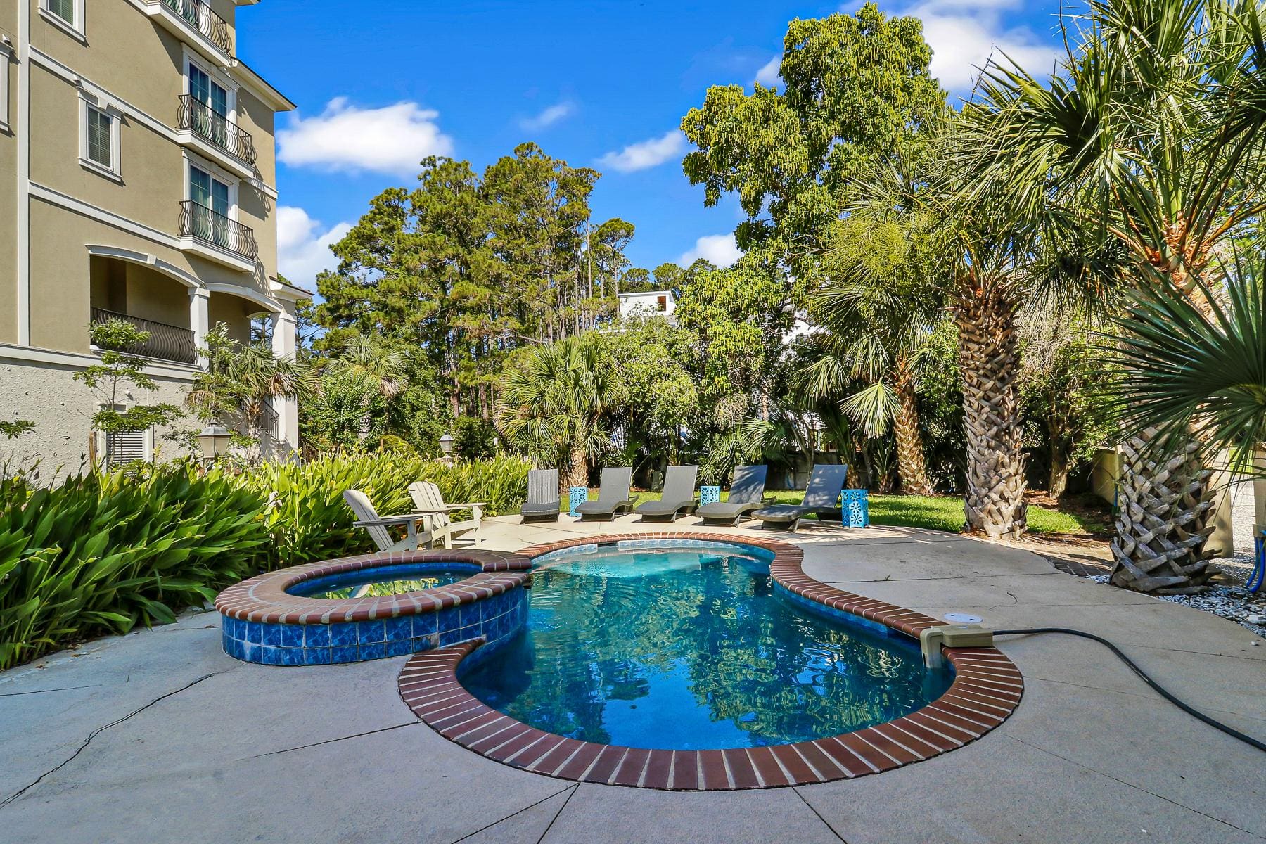 House Palmetto Hilton Hilton Head 4: Luxury 5-Bedroom Villa with Private Pool and Seaview, Hilton Head