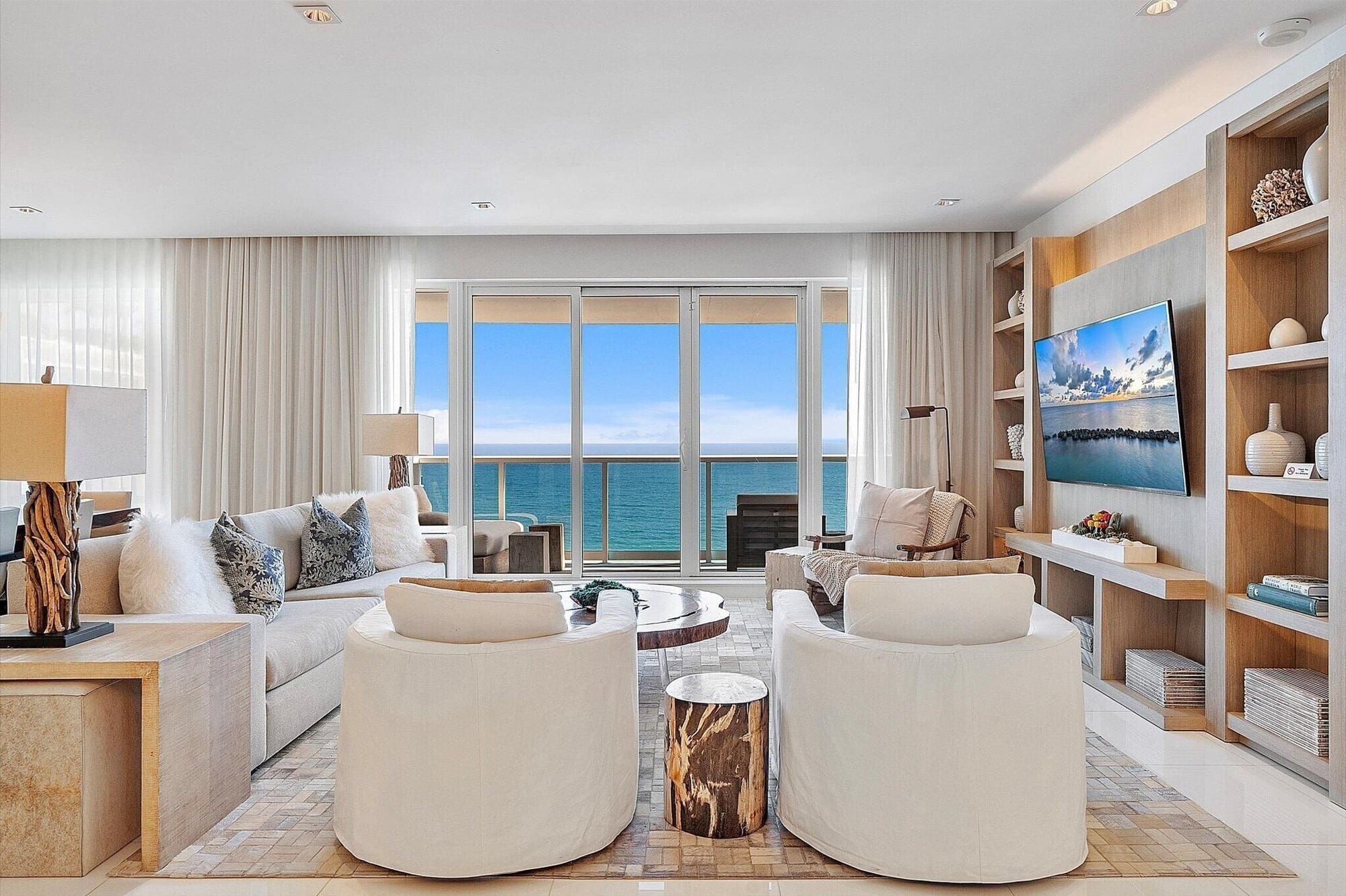 Luxury villas in Miami Beach