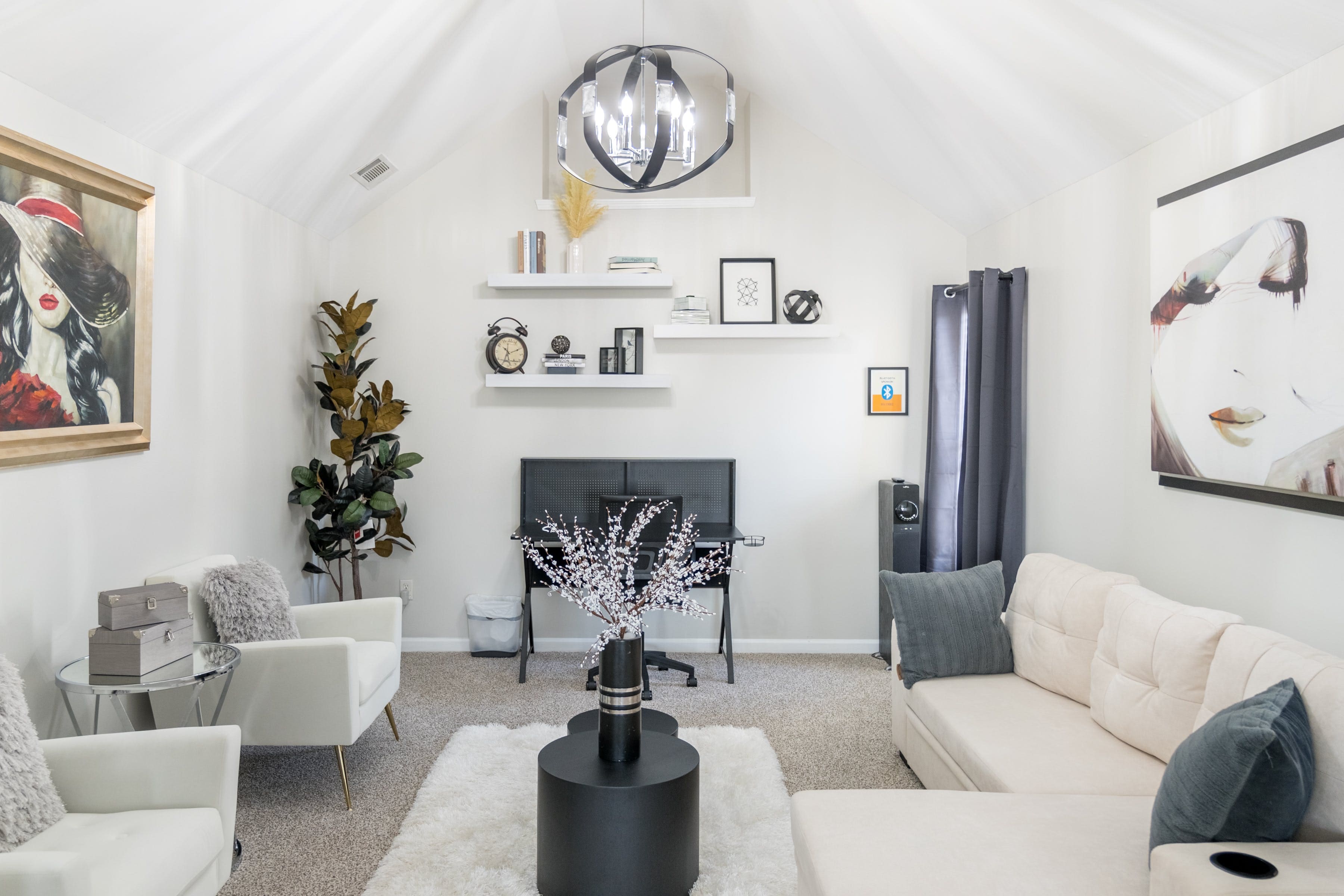 House Peachtree Atlanta: Luxury 5-Bedroom Villa with Family-Friendly Features, Atlanta