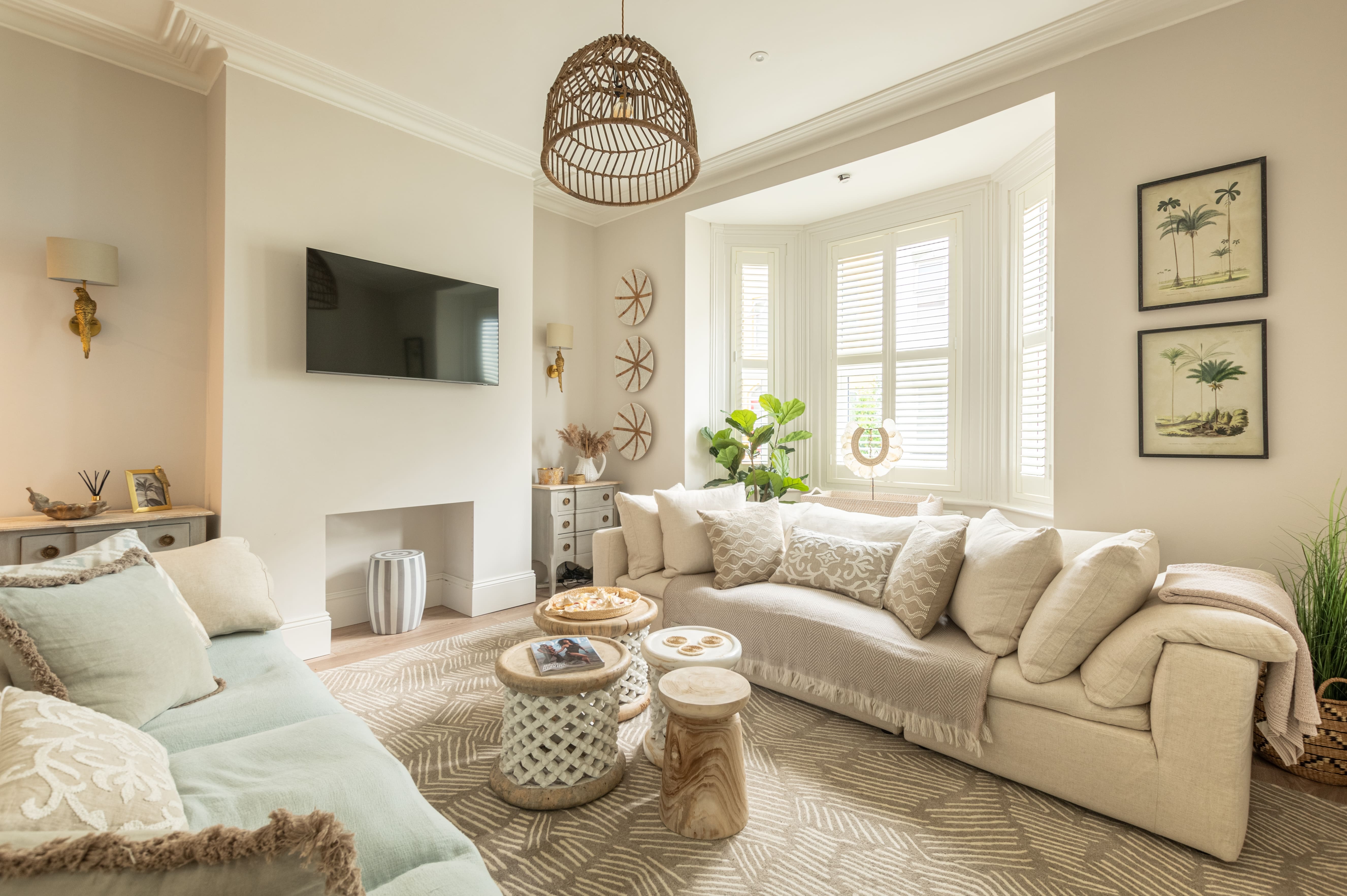 House Peveril Bournemouth: Elegant 5-Bedroom House with Hot Tub and Sea Views, Bournemouth