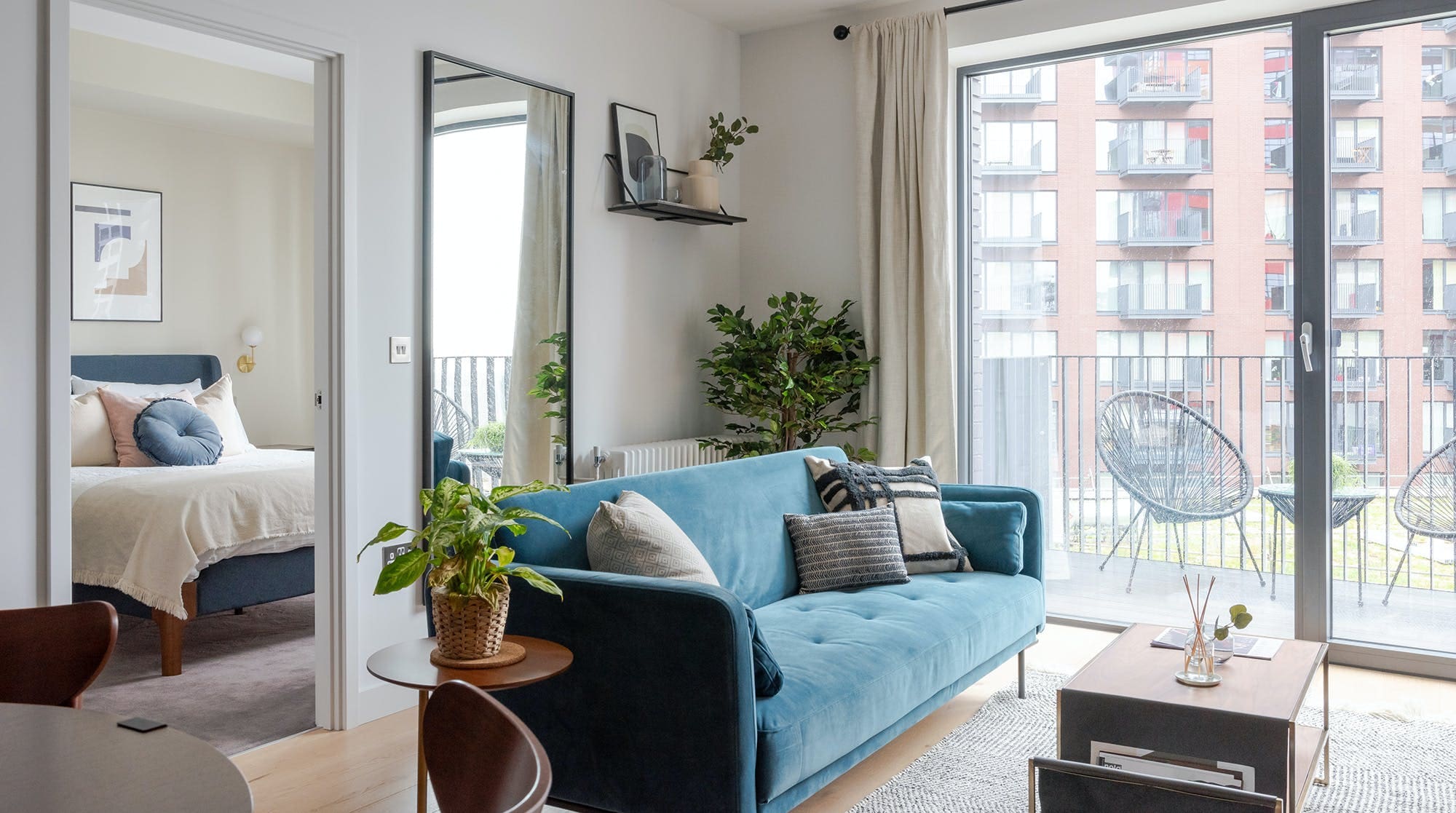 House Poplar Limehouse: Luxury 1-Bedroom Apartment for Extended Stays, Limehouse London