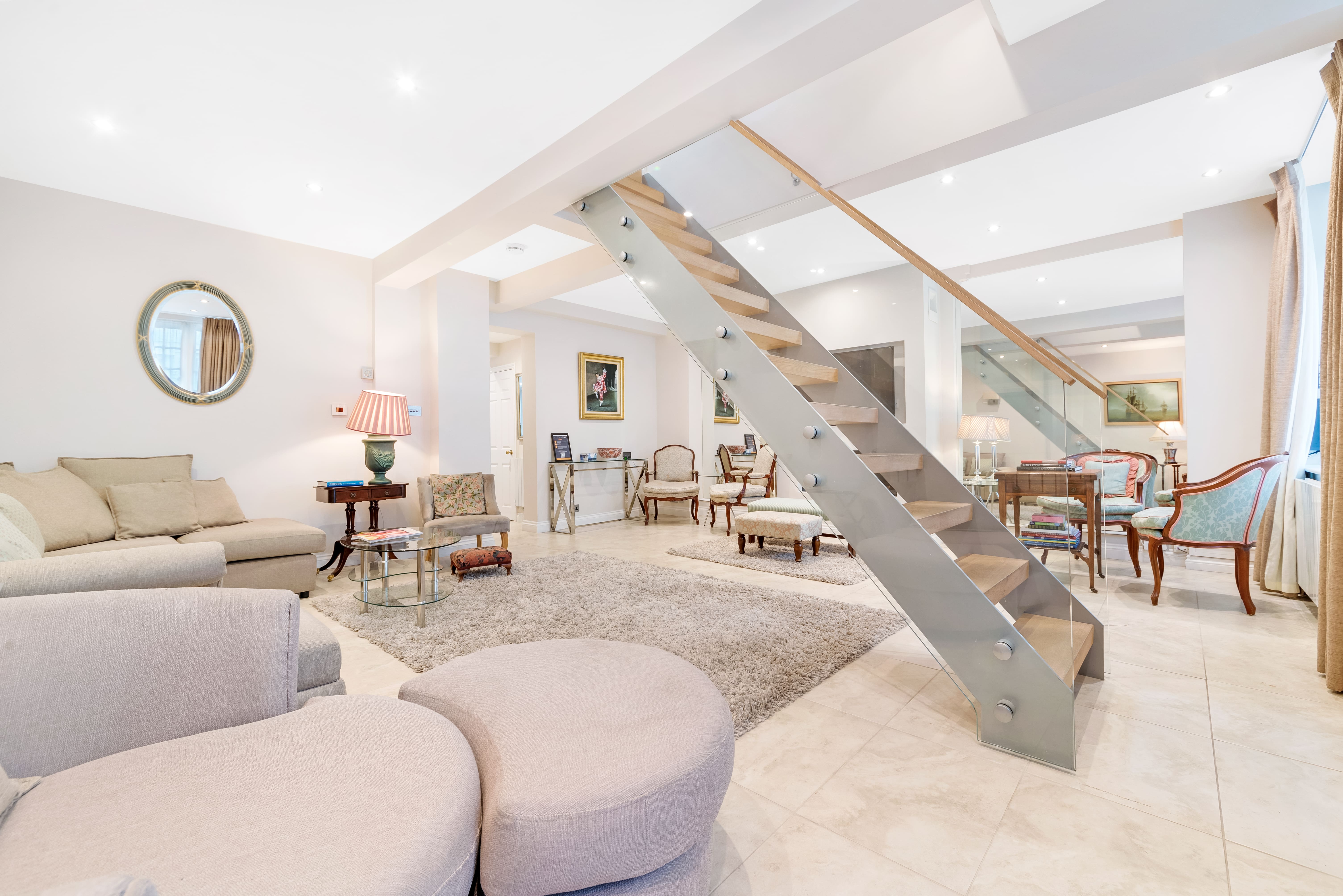 House Portobello Notting Hill Notting Hill: Luxury 4-Bedroom House Ideal for Families and Pets, Notting Hill