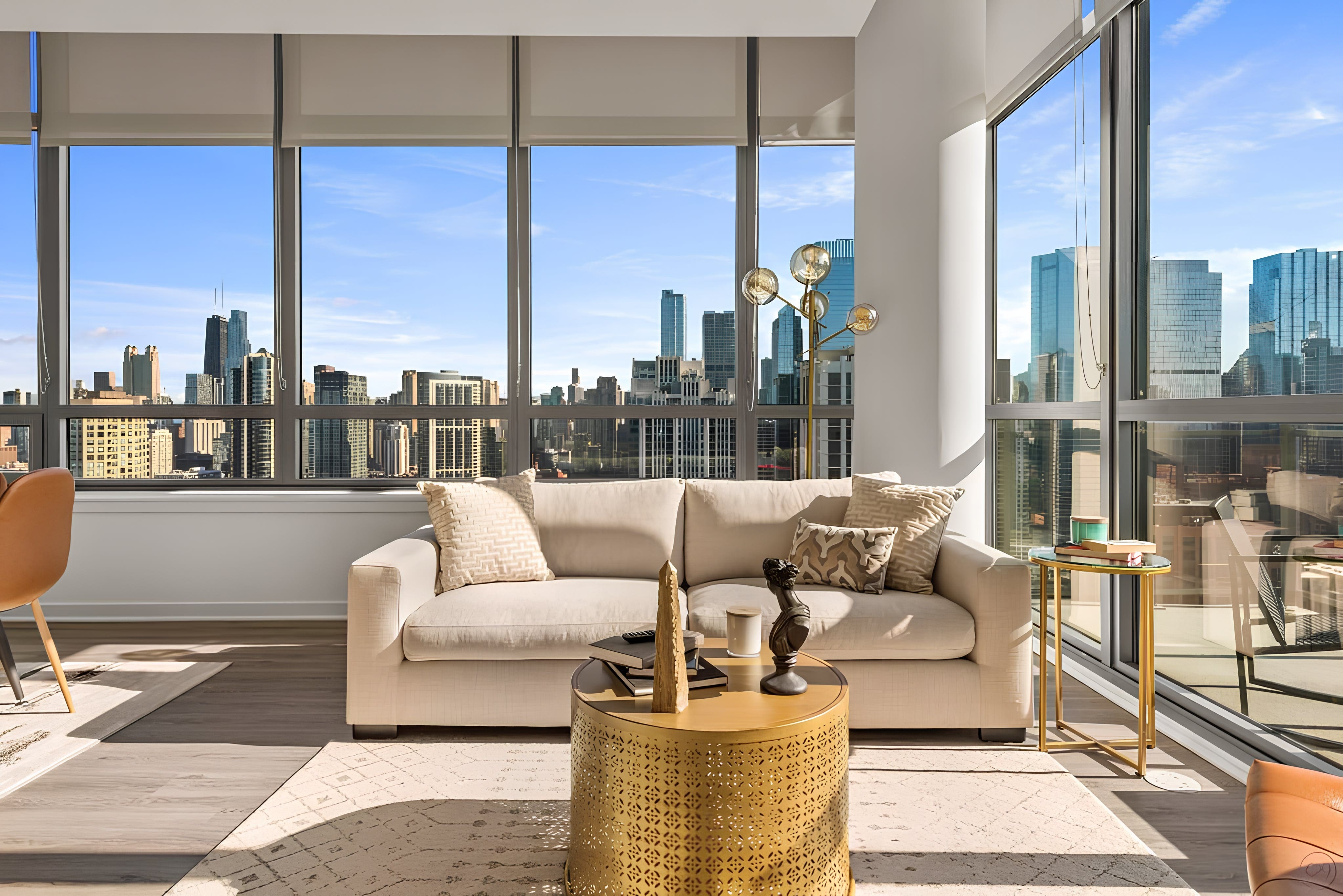 House Prairie Loop: 3-Bedroom Luxury Apartment with Skyline Views, Chicago
