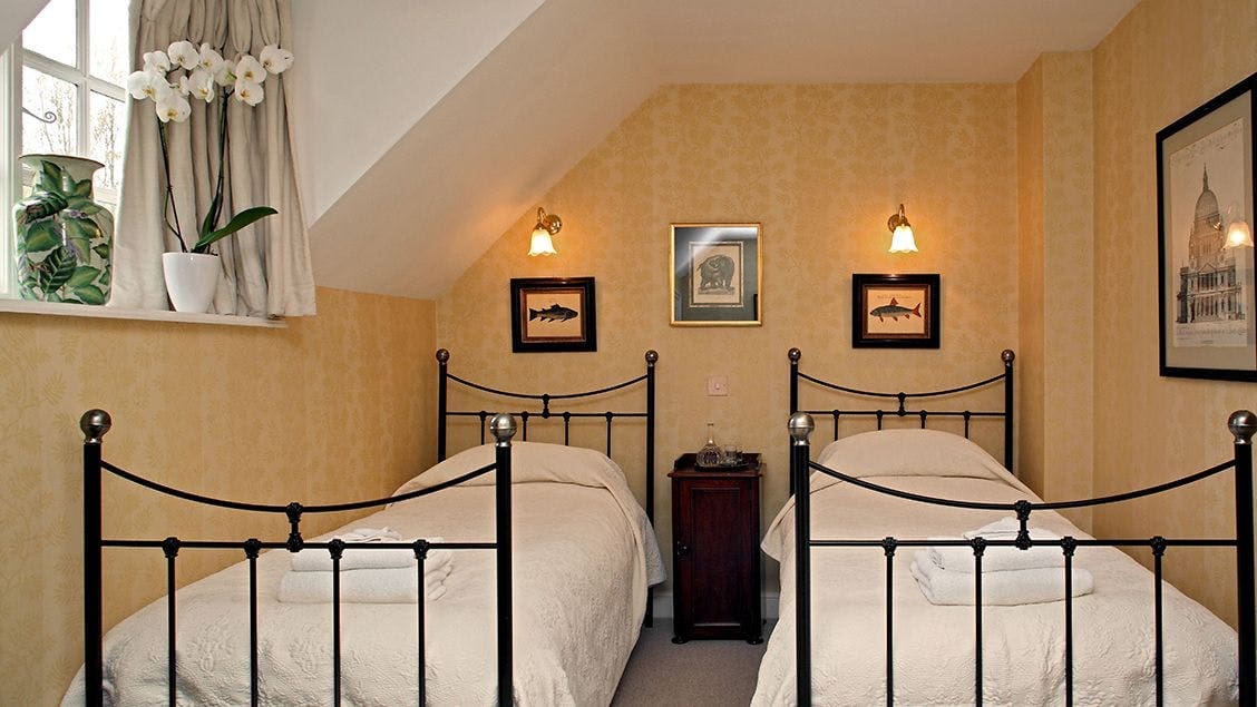 House Rollright Chipping Norton Chipping Norton: Charming 3-Bedroom House with Shared Pool, Chipping Norton