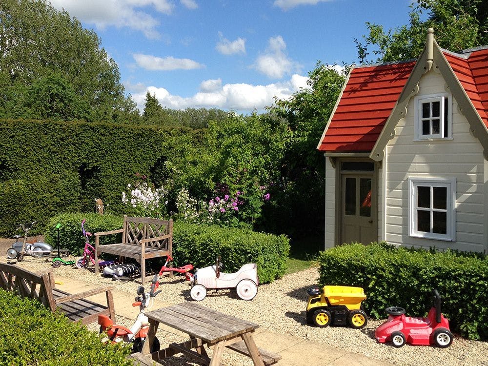 House Rollright Chipping Norton Chipping Norton: Charming 3-Bedroom House with Shared Pool, Chipping Norton