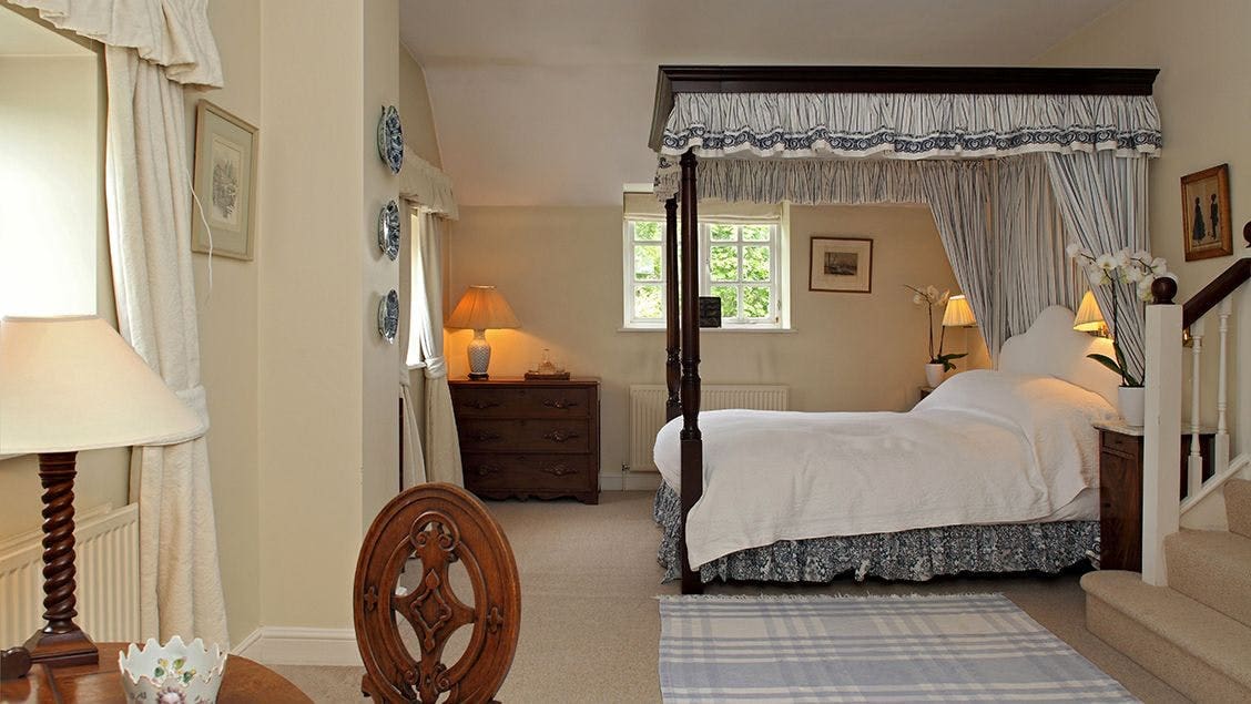 House Rollright Chipping Norton Chipping Norton: Charming 3-Bedroom House with Shared Pool, Chipping Norton