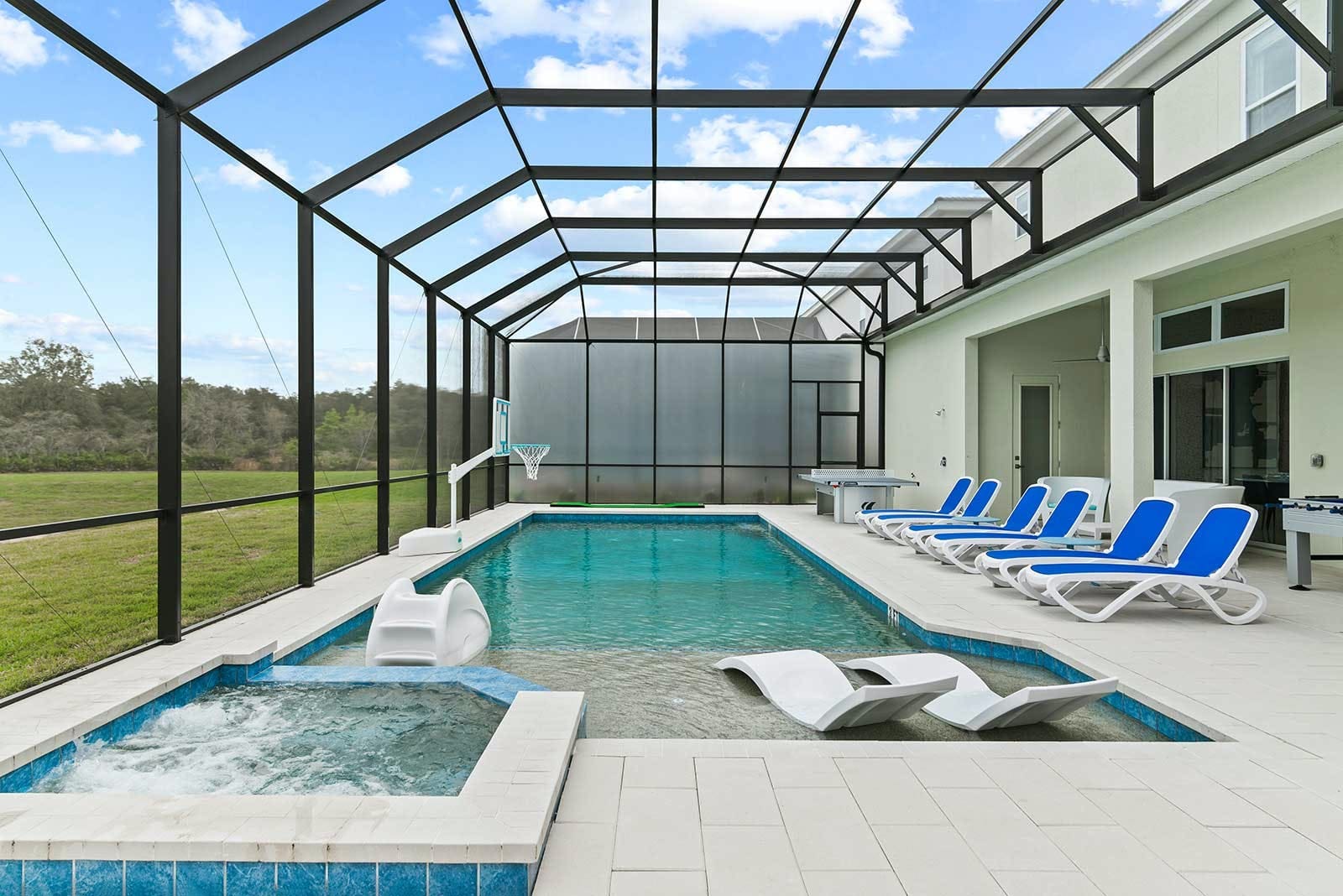 House Sabal Polk Florida 18: Expansive 11-Bedroom Villa with Pool and Resort Amenities, Polk County