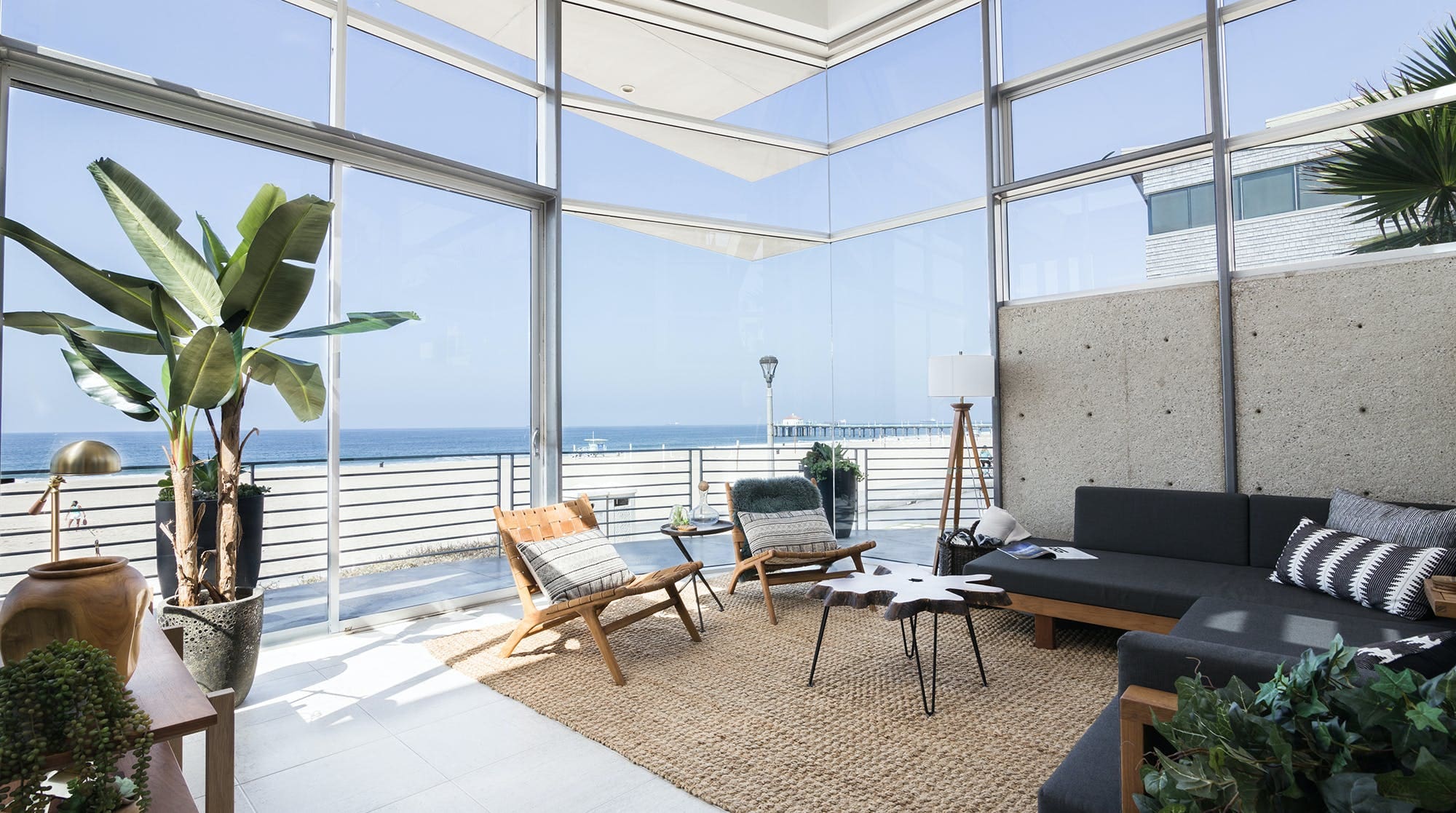 House Sandune Manhattan: Luxury 3-Bedroom Beachfront Villa with Stunning Seaviews, Manhattan Beach