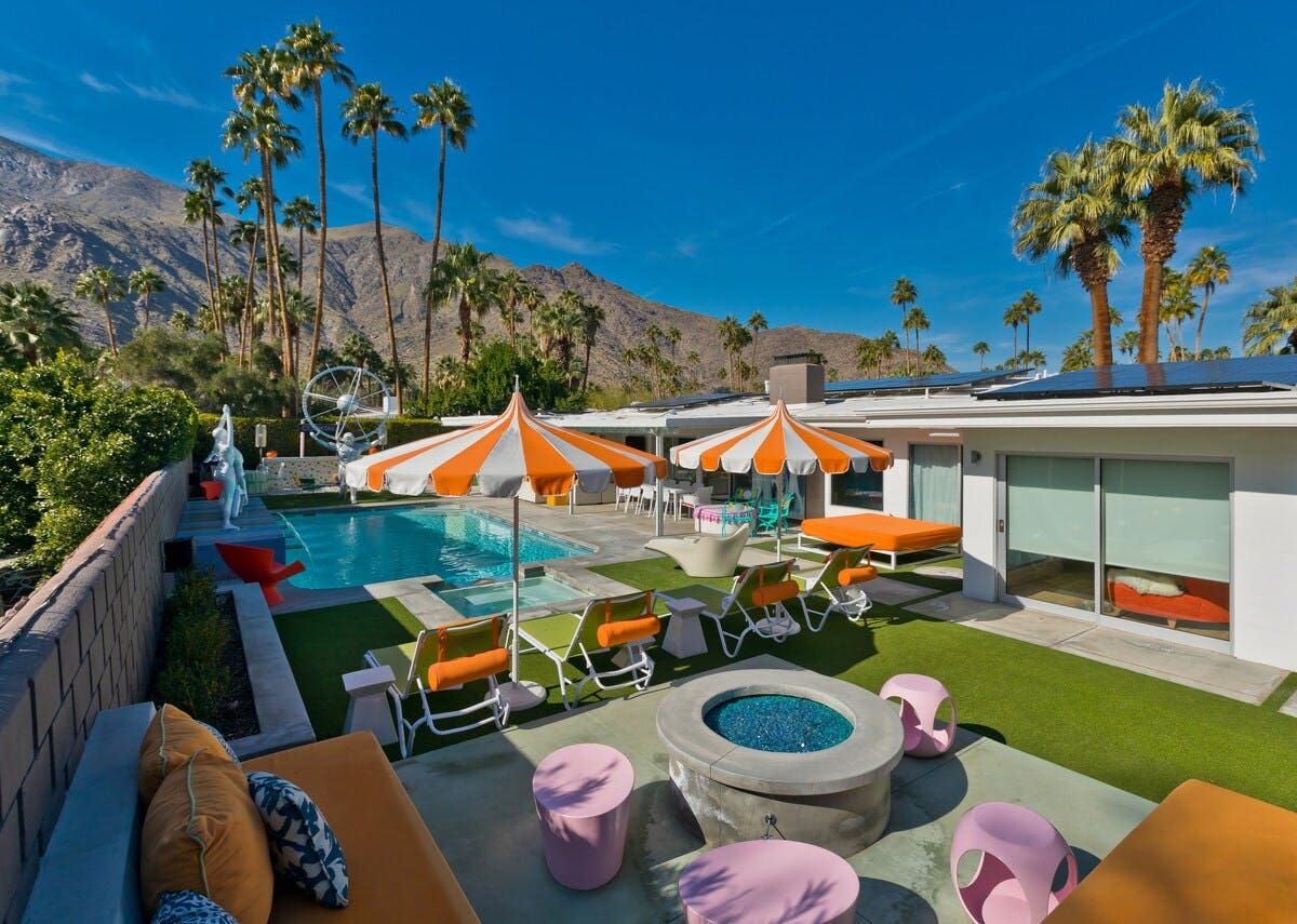 House Santa Rosa Cathedral City: Luxury 4-Bedroom Apartment with Pool and Hot Tub, Palm Springs
