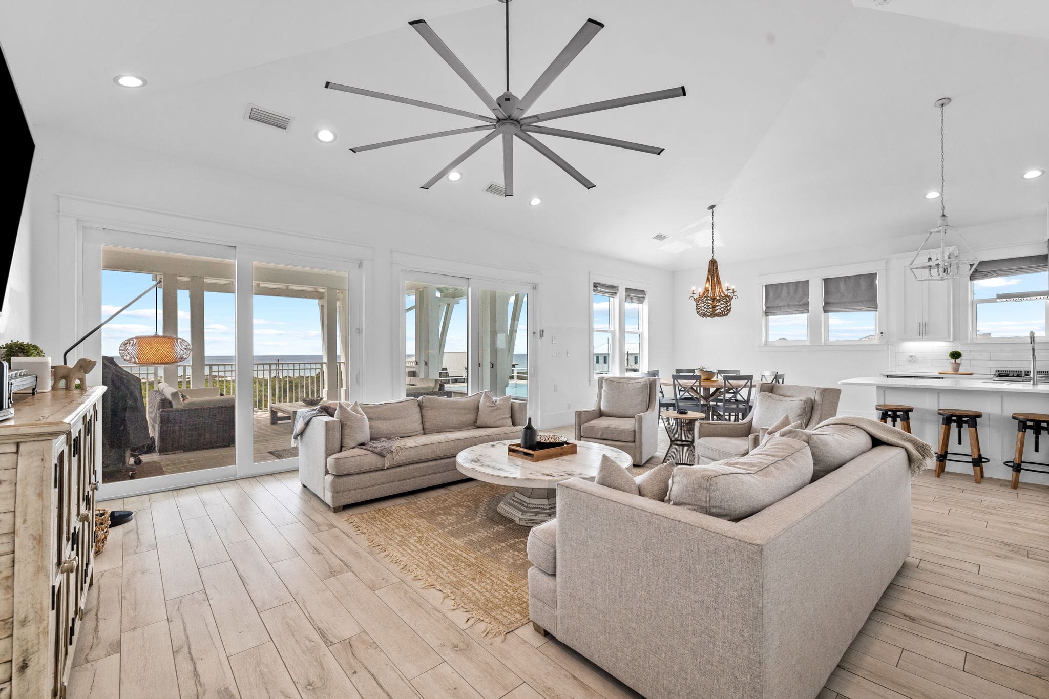 House Scrubland Inlet Beach: Stunning 5-Bedroom Luxury Villa with Private Pool, Walton County