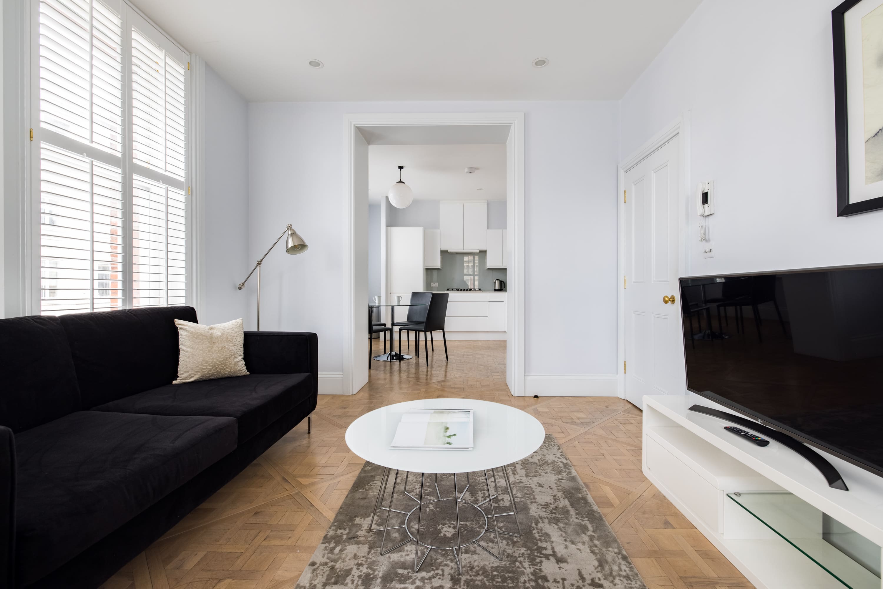House Shaftesbury London: Luxury 2-Bedroom Apartment for Families and Pets, West End