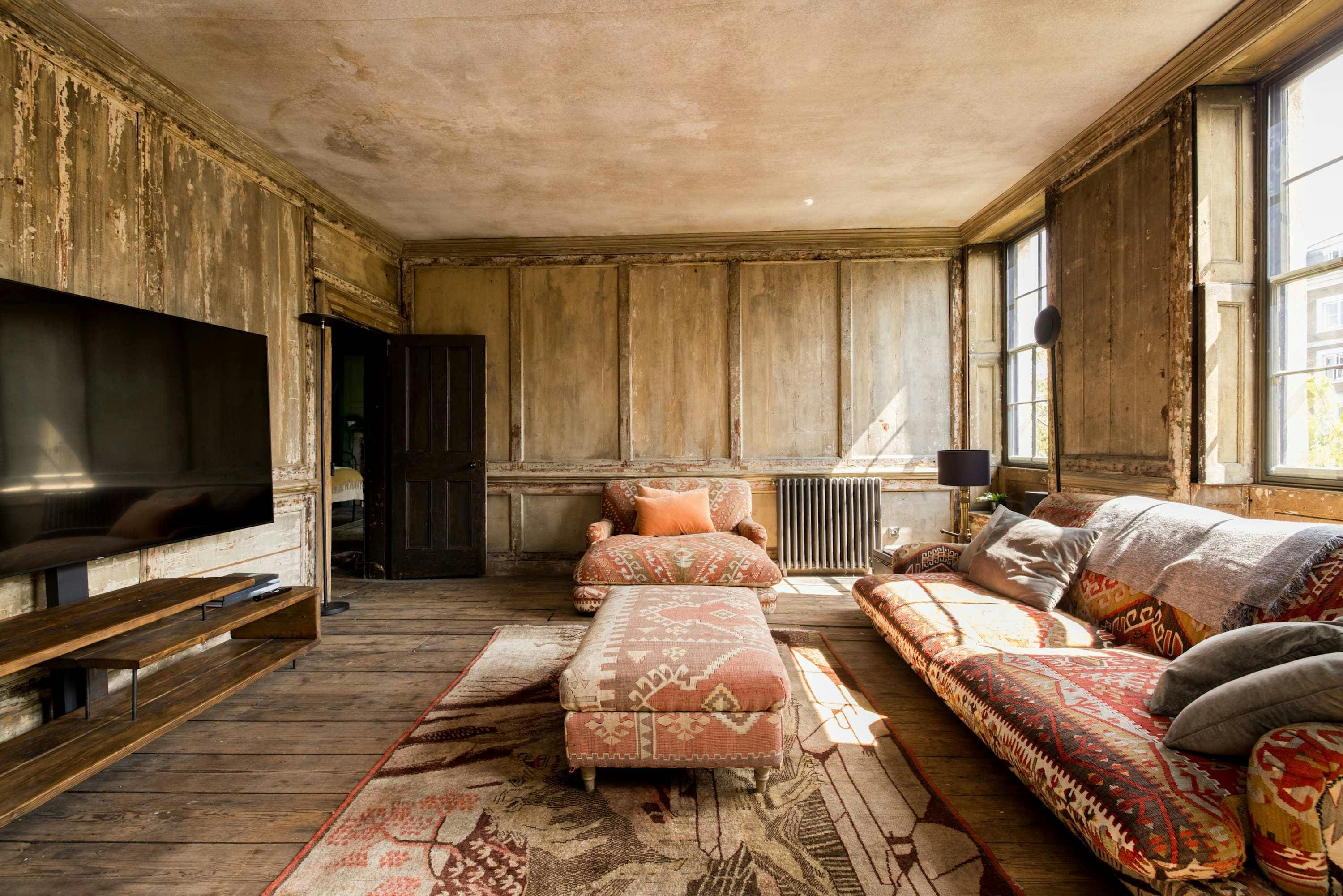 House Spitalfields Stepney: Luxurious 5-Bedroom House with Historic Features, Stepney