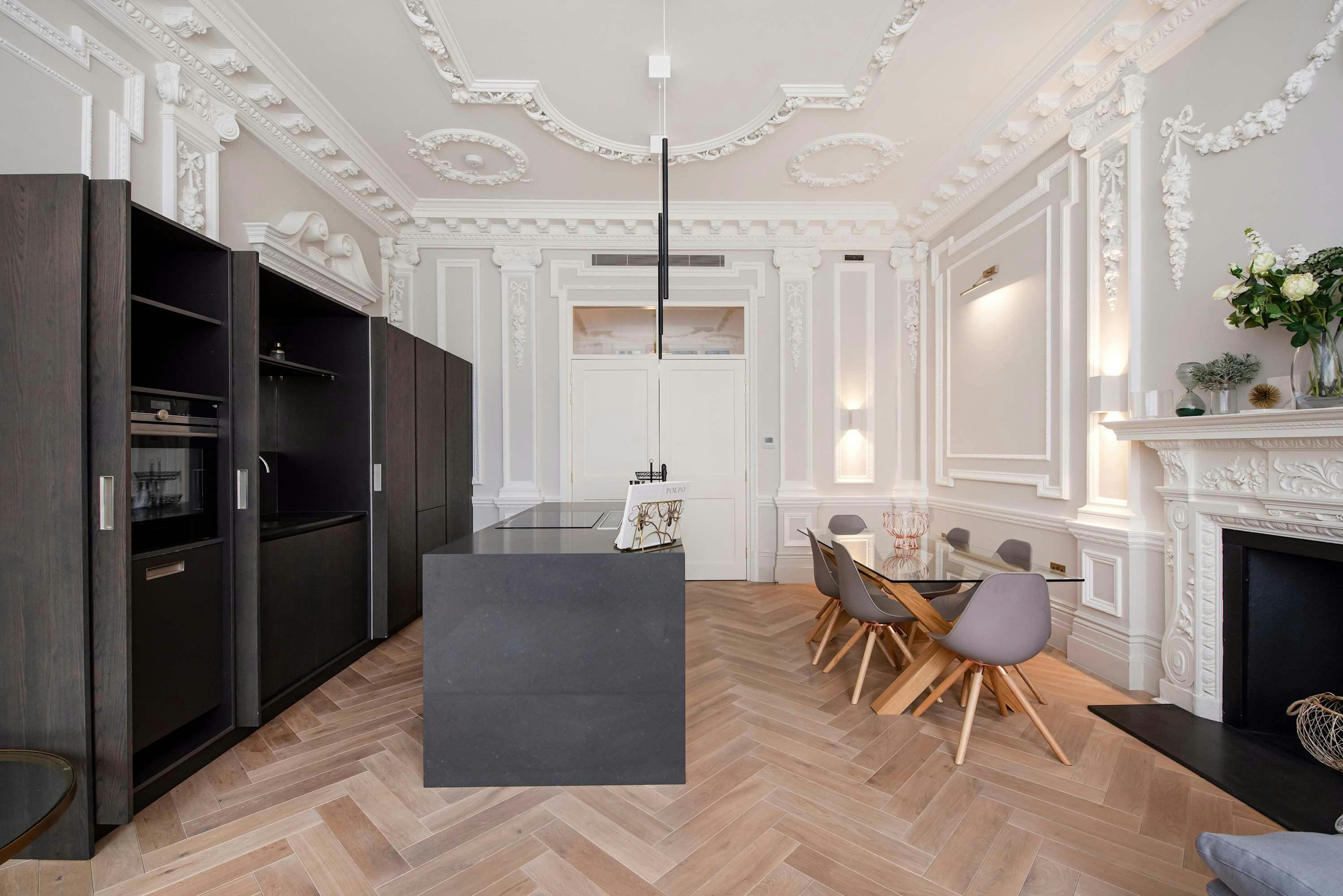 House St. George Bayswater: Elegant 2-Bedroom Townhouse with Victorian Charm, Bayswater