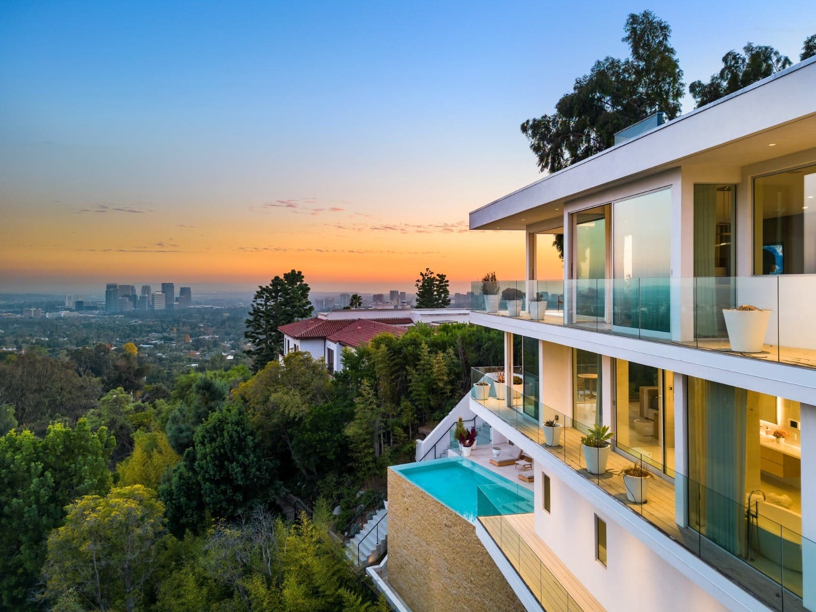 House Sycamore Beverly Crest: Luxury 4-Bedroom Apartment with Infinity Pool, Beverly Crest
