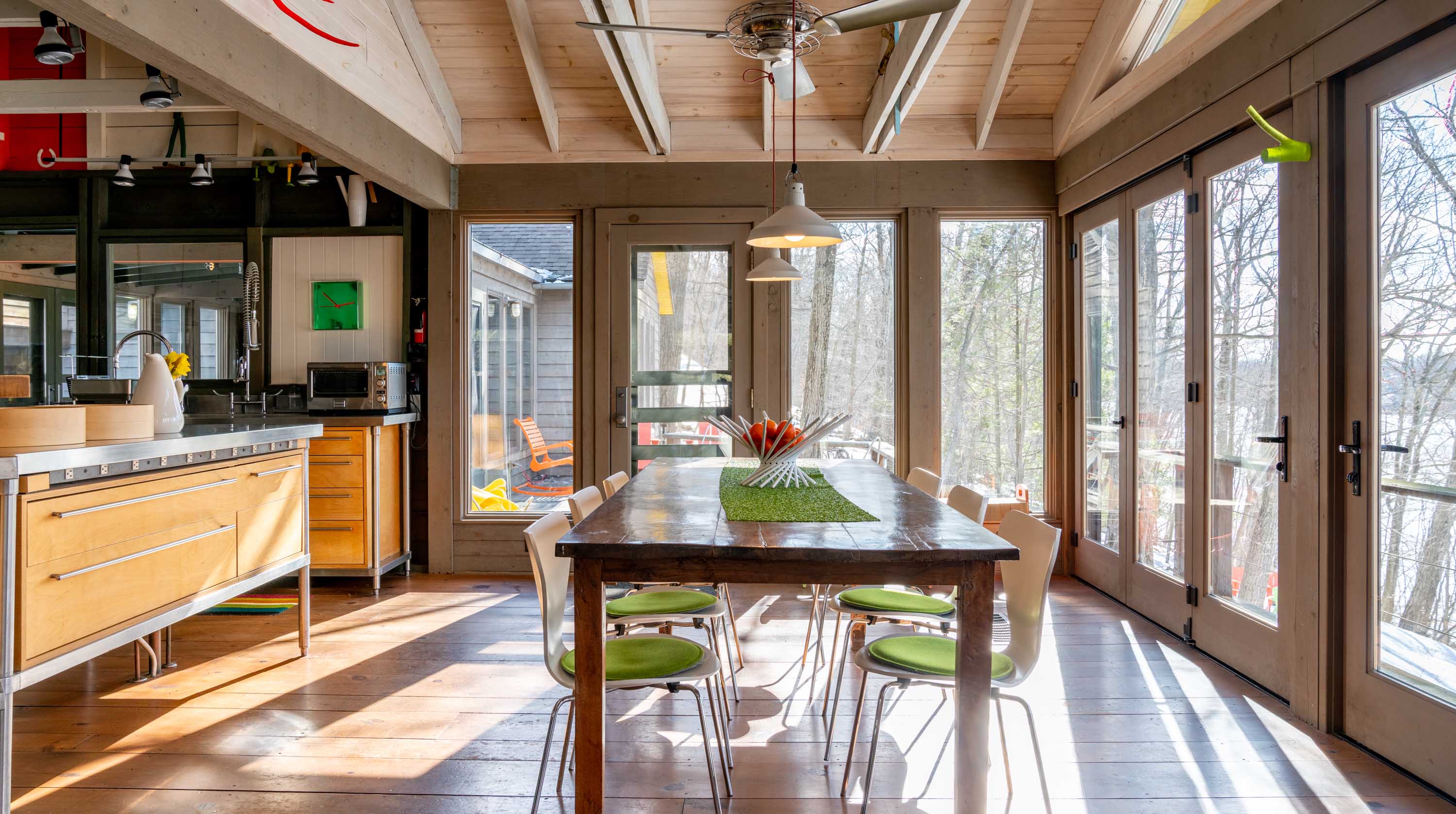 House Taconic Cornwall: Spacious 3-Bedroom Apartment with Lake Views, Hudson Valley