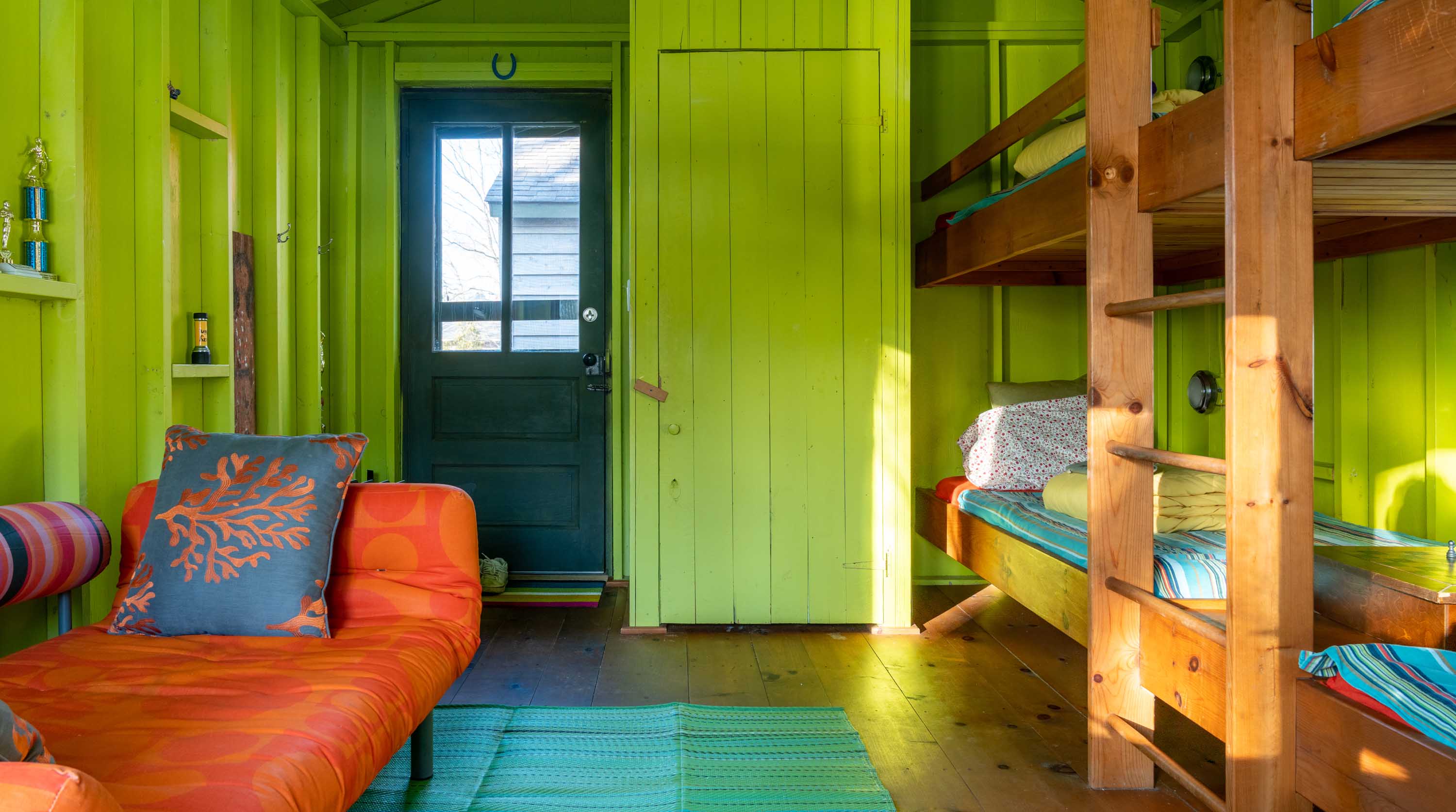 House Taconic Cornwall: Spacious 3-Bedroom Apartment with Lake Views, Hudson Valley