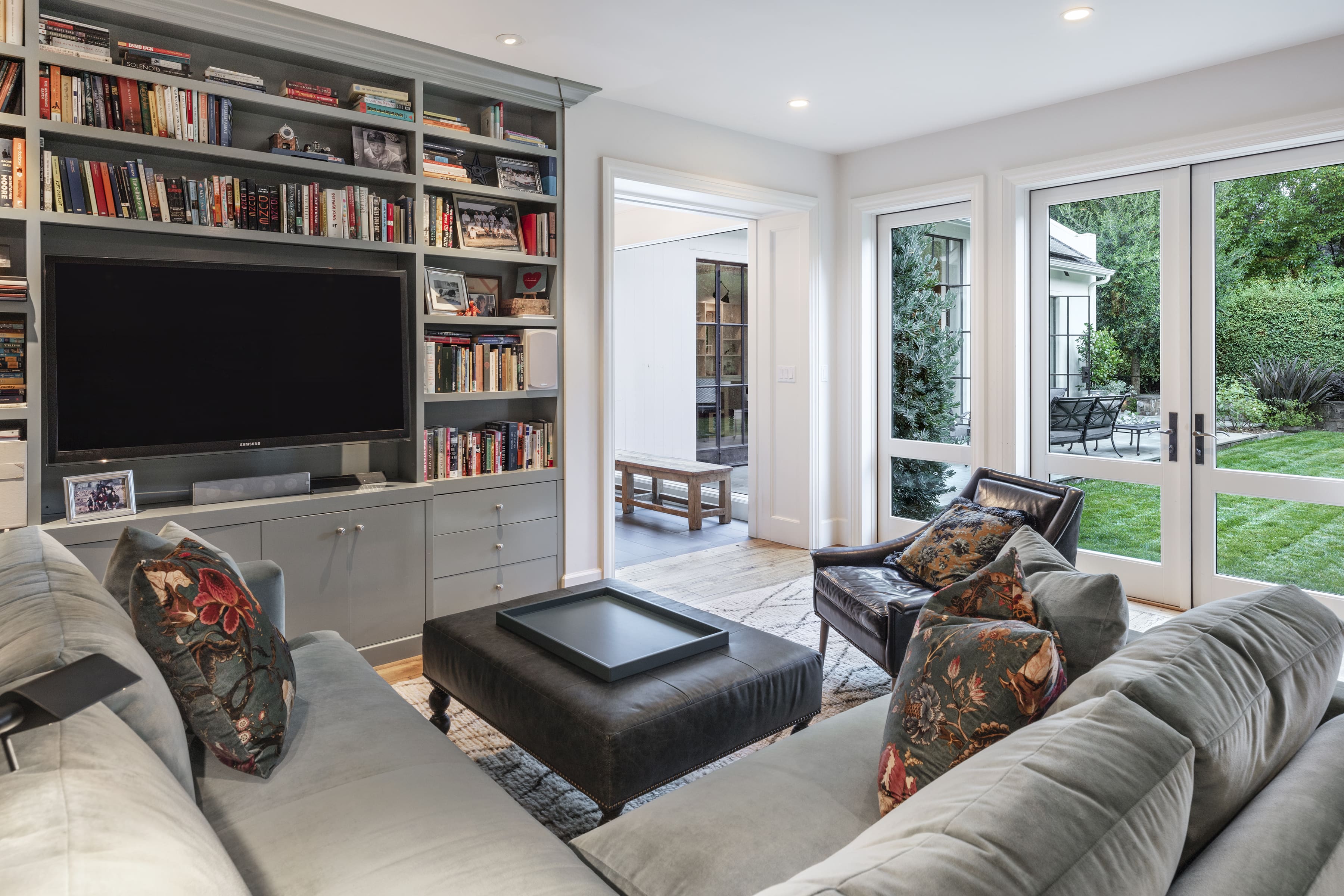 House Tamalpais North Beach: Luxury 4-Bedroom Apartment for Families, Marin County