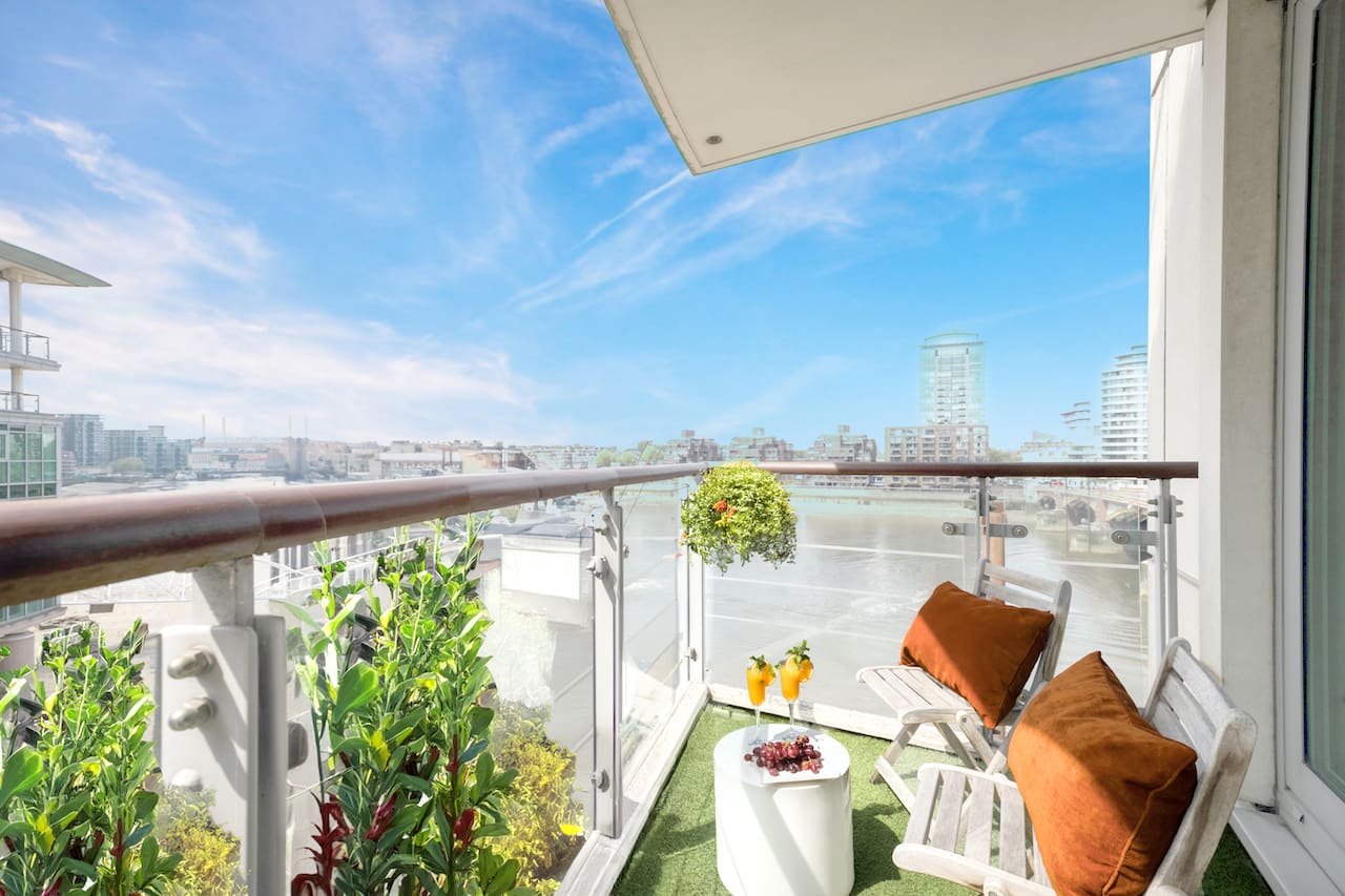 House Thames Vauxhall: Luxury 3-Bedroom Apartment with River Views, Vauxhall