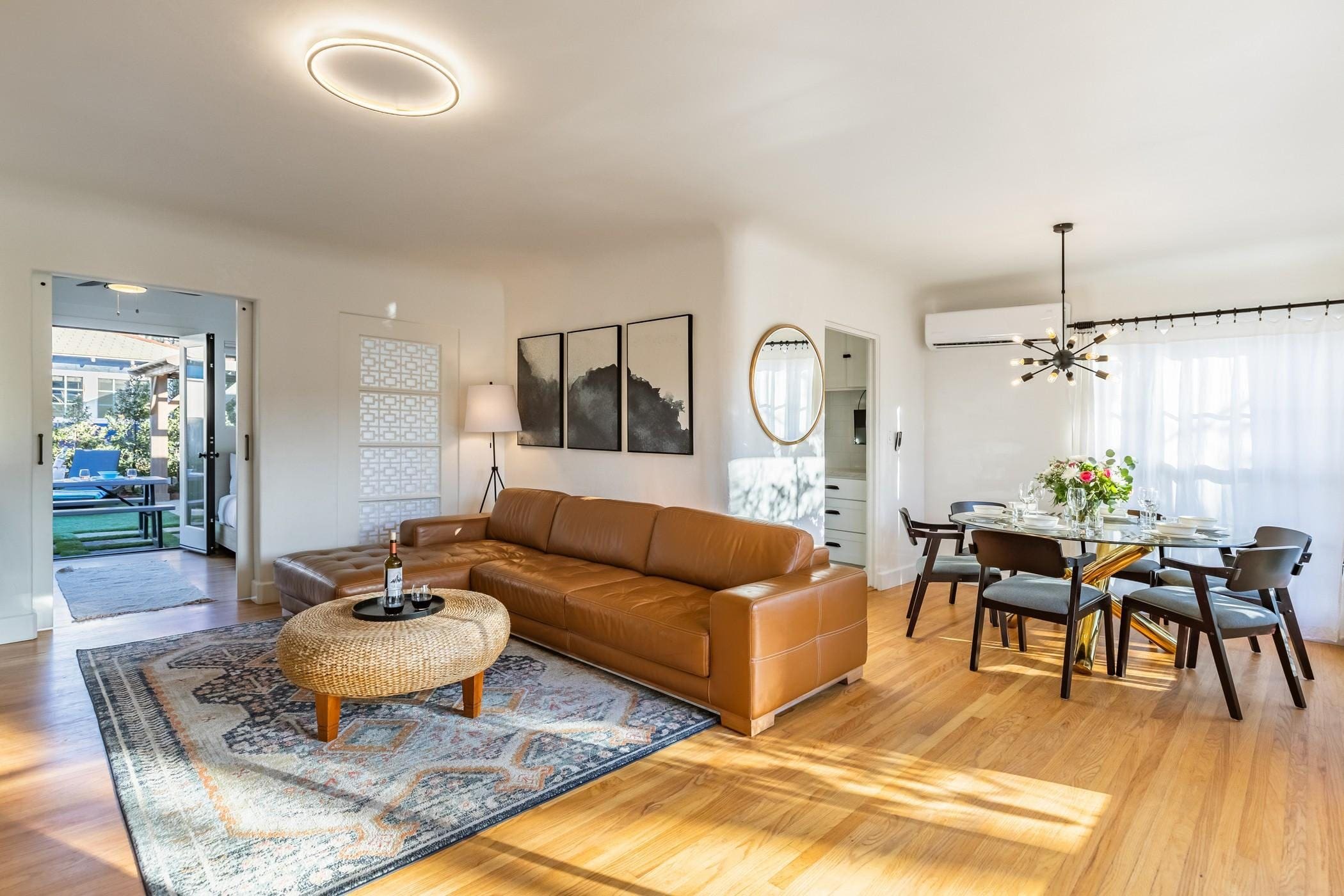 House Torrey LaJolla: Luxury 4-Bedroom Apartment with Seaviews and Hot Tub, La Jolla