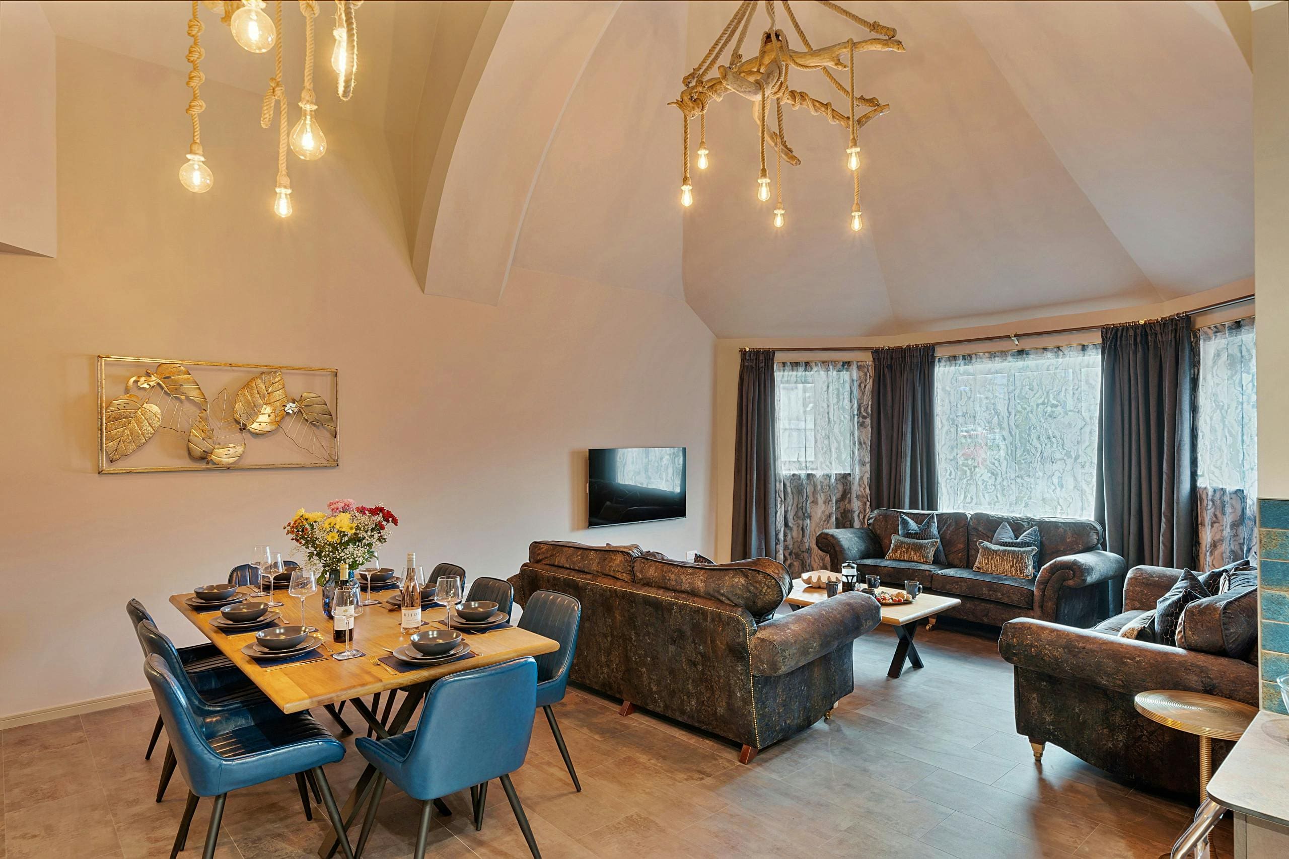 House Towan Newquay: Luxury 4-Bedroom House with Hot Tub and Sea Views, Newquay