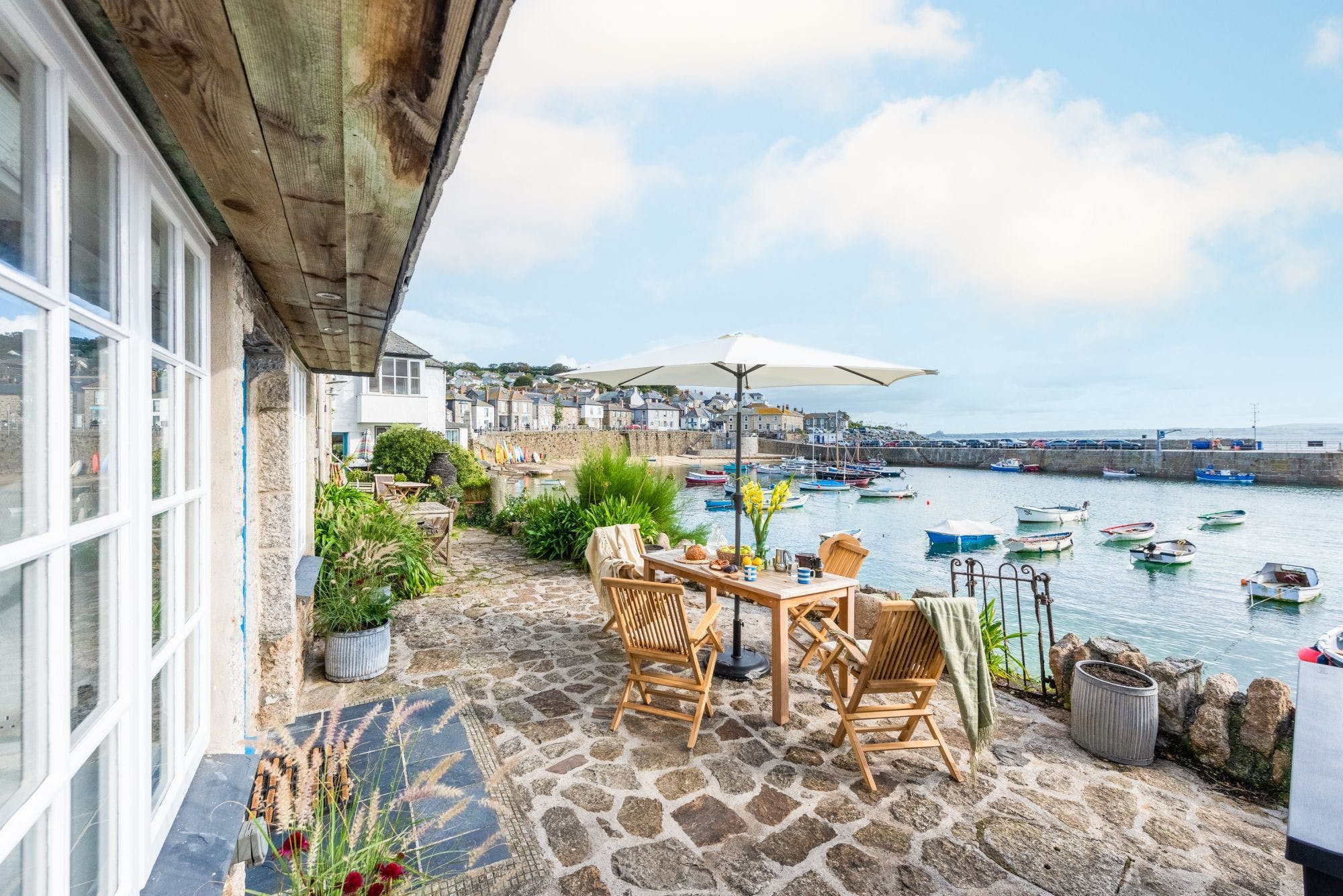 House Tregonning Mousehole: Charming 2-Bedroom Apartment with Sea Views in Mousehole Cornwall