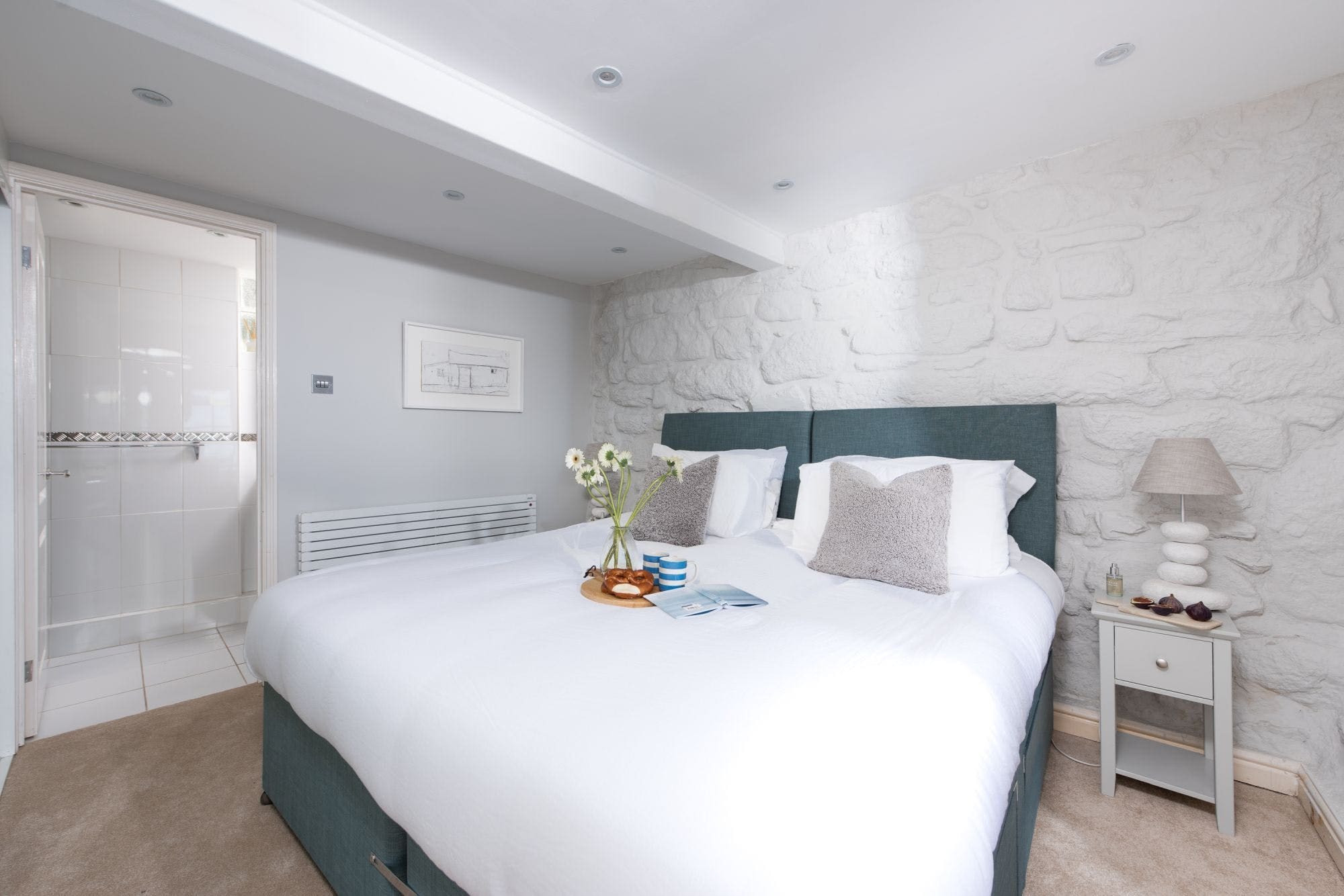 House Tregonning Mousehole: Charming 2-Bedroom Apartment with Sea Views in Mousehole Cornwall