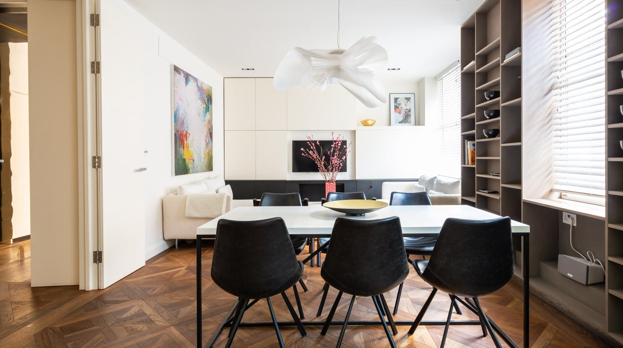 House Tyburn Marylebone Marylebone 3: Charming 2-Bedroom Apartment with Family-Friendly Features, Marylebone