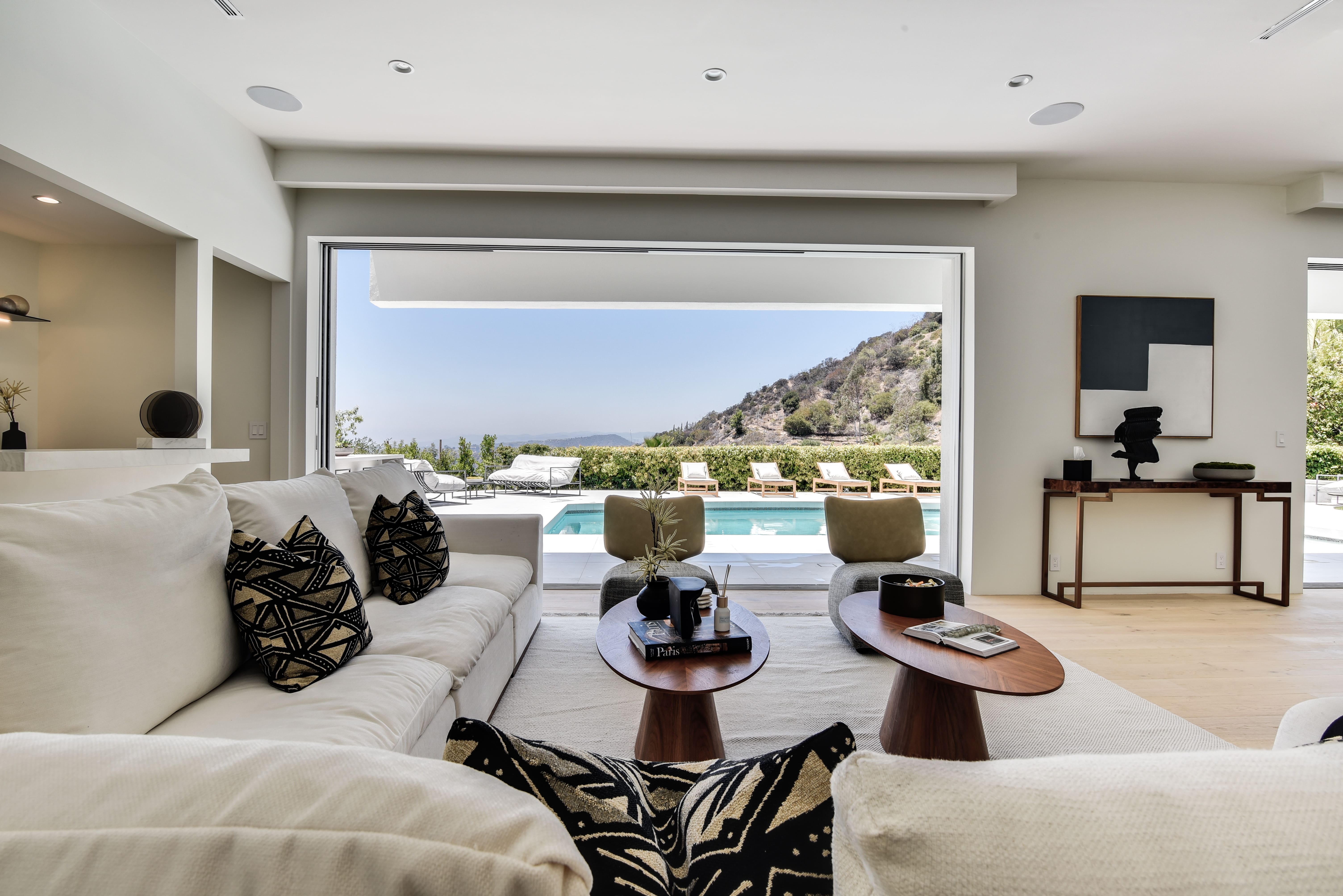 House Verdugo LaurelCanyon: Luxury 5-Bedroom Villa with Seaview and Pool, Laurel Canyon