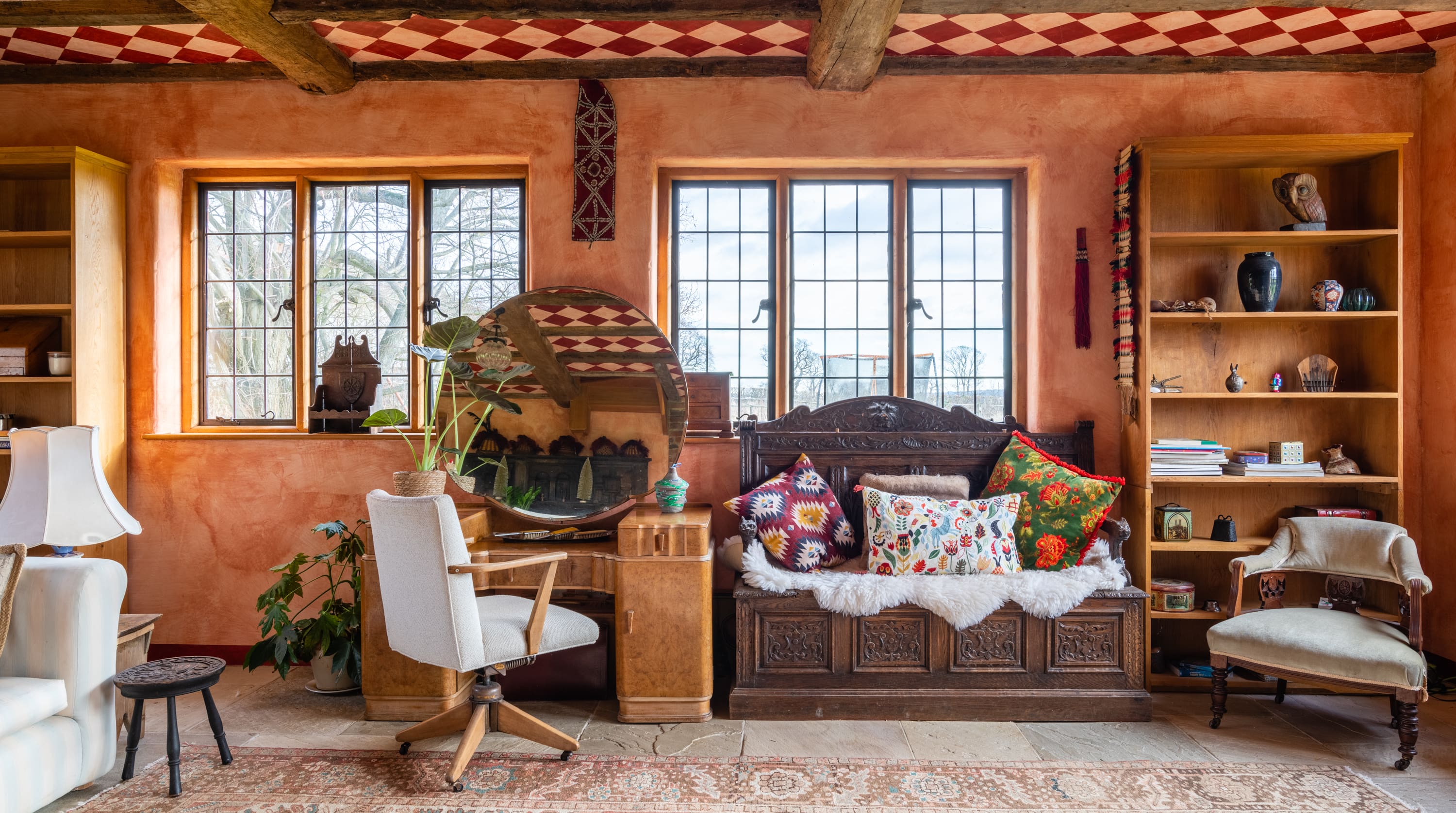 House Weald Tunbridge: Luxury 6-Bedroom Apartment with Countryside Views, Surrey