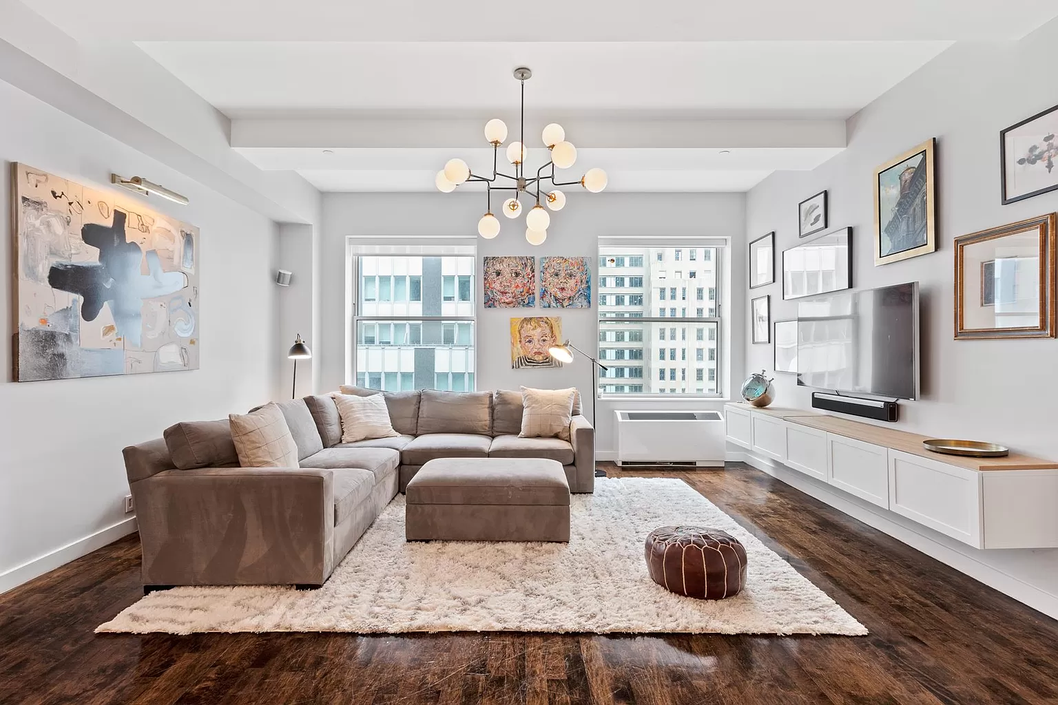 House Zuccotti FiDi: Luxury 4-Bedroom Apartment with Sauna and Pool, FiDi New York