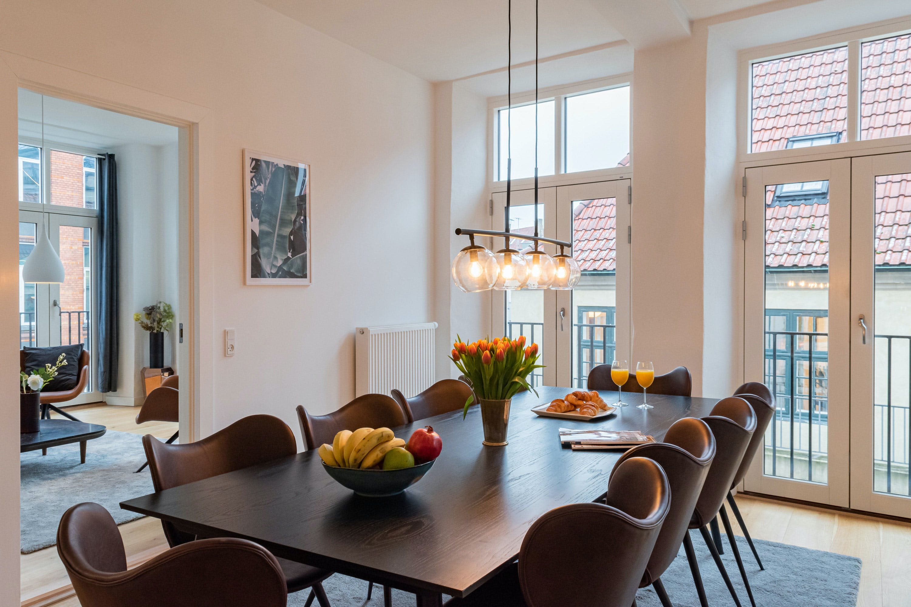 Hus Kobenhavn Indre By: Spacious 4-Bedroom Family-Friendly Apartment with Seaview, Indre By