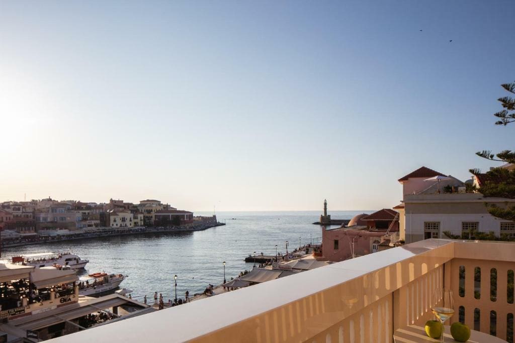 Kallisti Anemos: Stunning Luxury Villa Rental with Sea Views in Chania