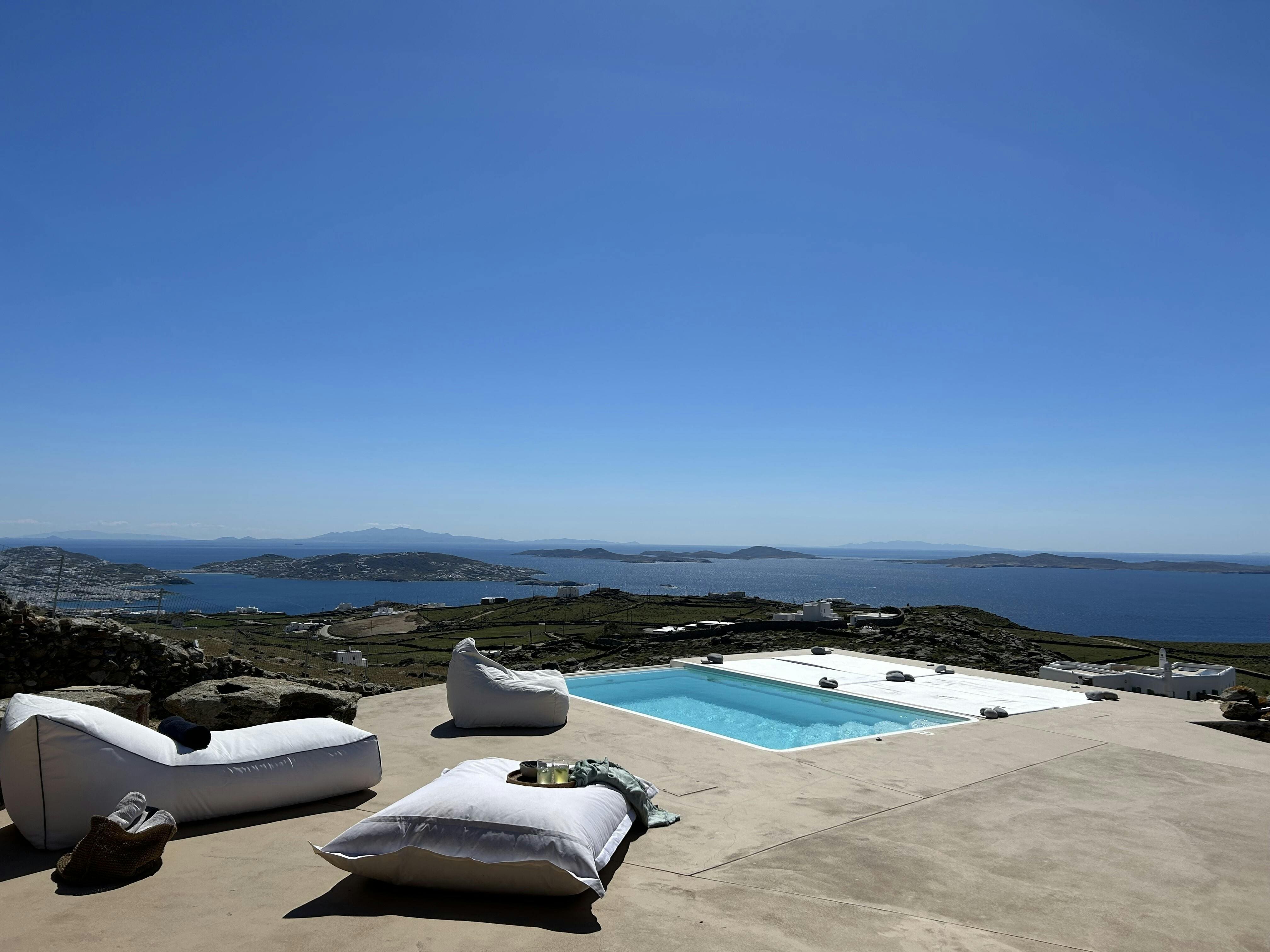 Kastro Thalassia: Stunning 7-Bedroom Luxury Villa Rental with Infinity Pool in Faros Armenistis