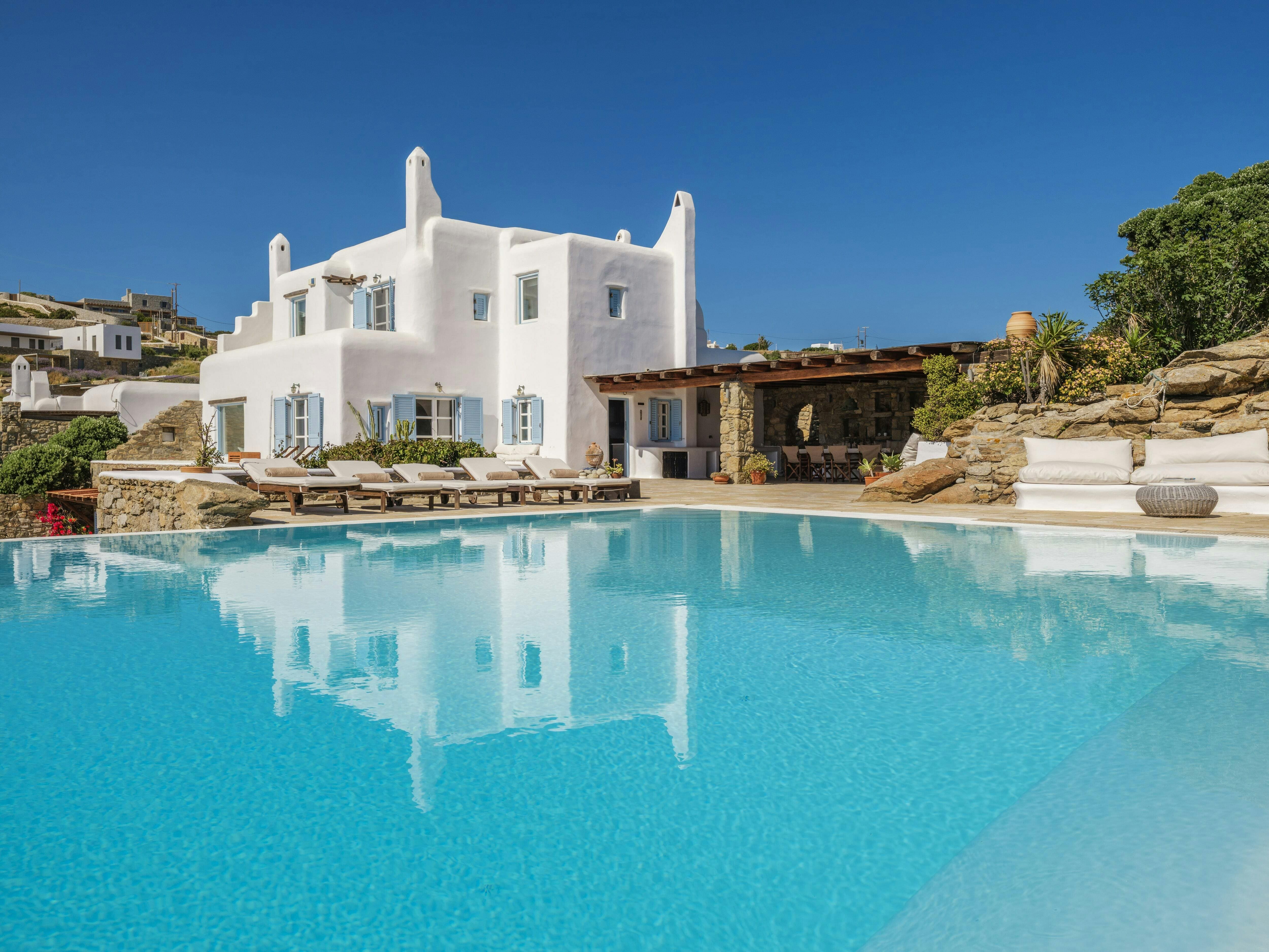 Katoikies Tourlos: Stunning Luxury Villa Rental with Infinity Pool, Mykonos