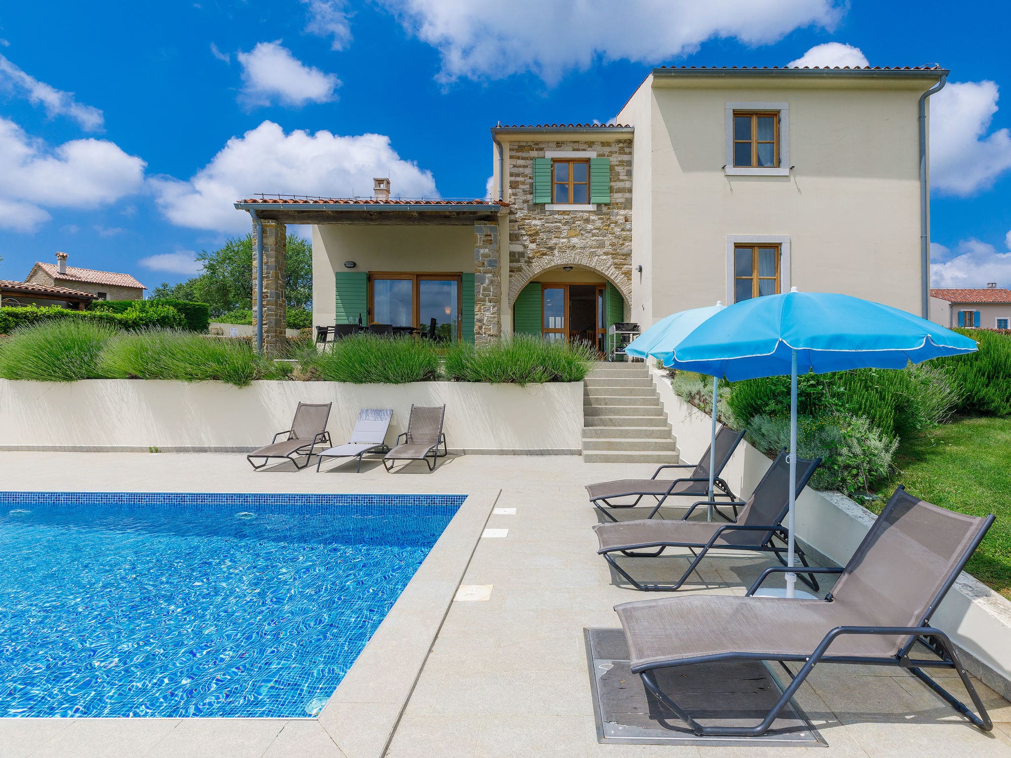 Kuca Baredine Buje: Stunning 4-Bedroom Family Villa with Private Pool and Wellness Facilities in Istrian Countryside