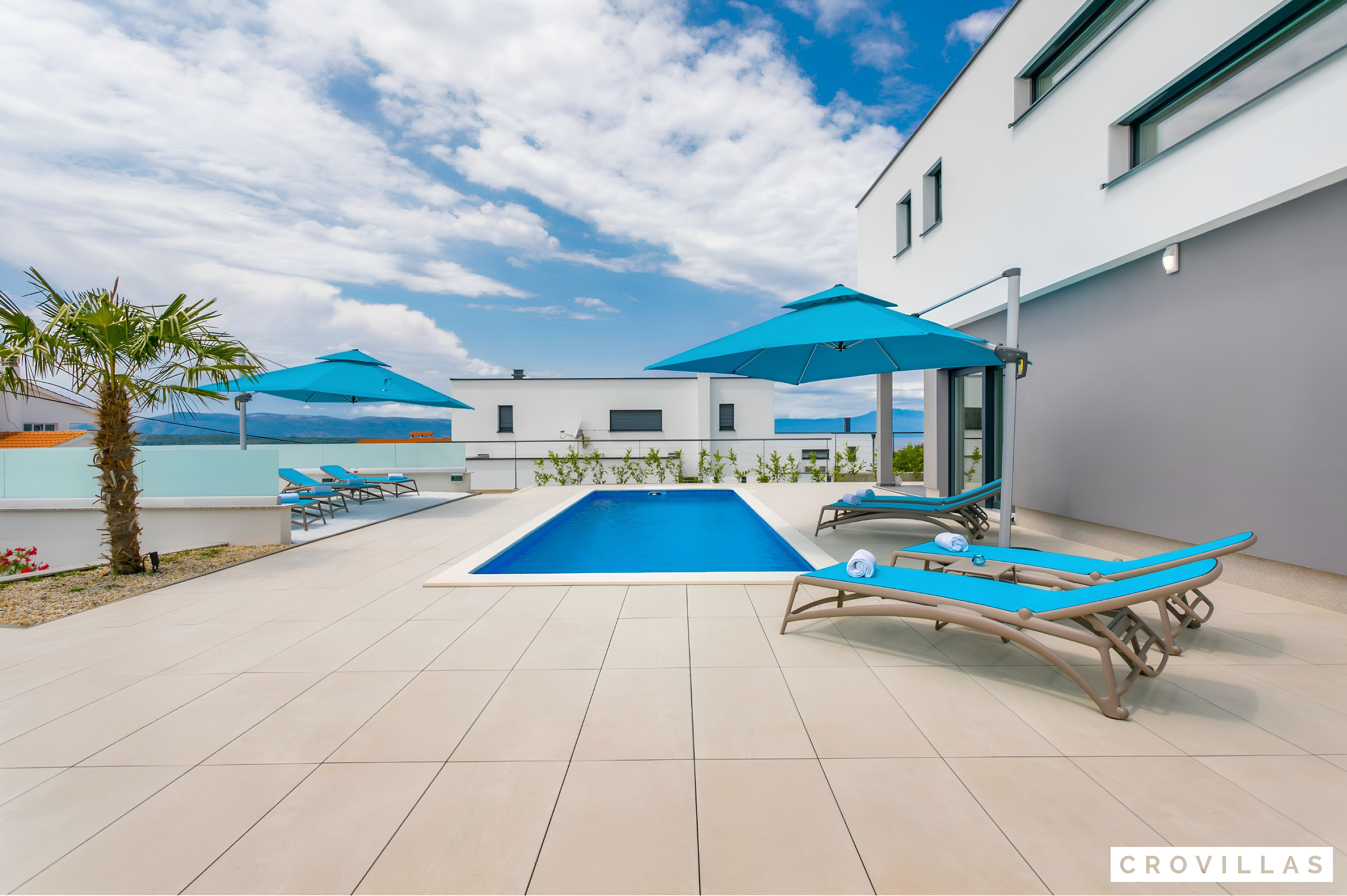 Kuća Bura Rijeka: Luxury 4-Bedroom Apartment with Hot Tub and Seaview, Rijeka