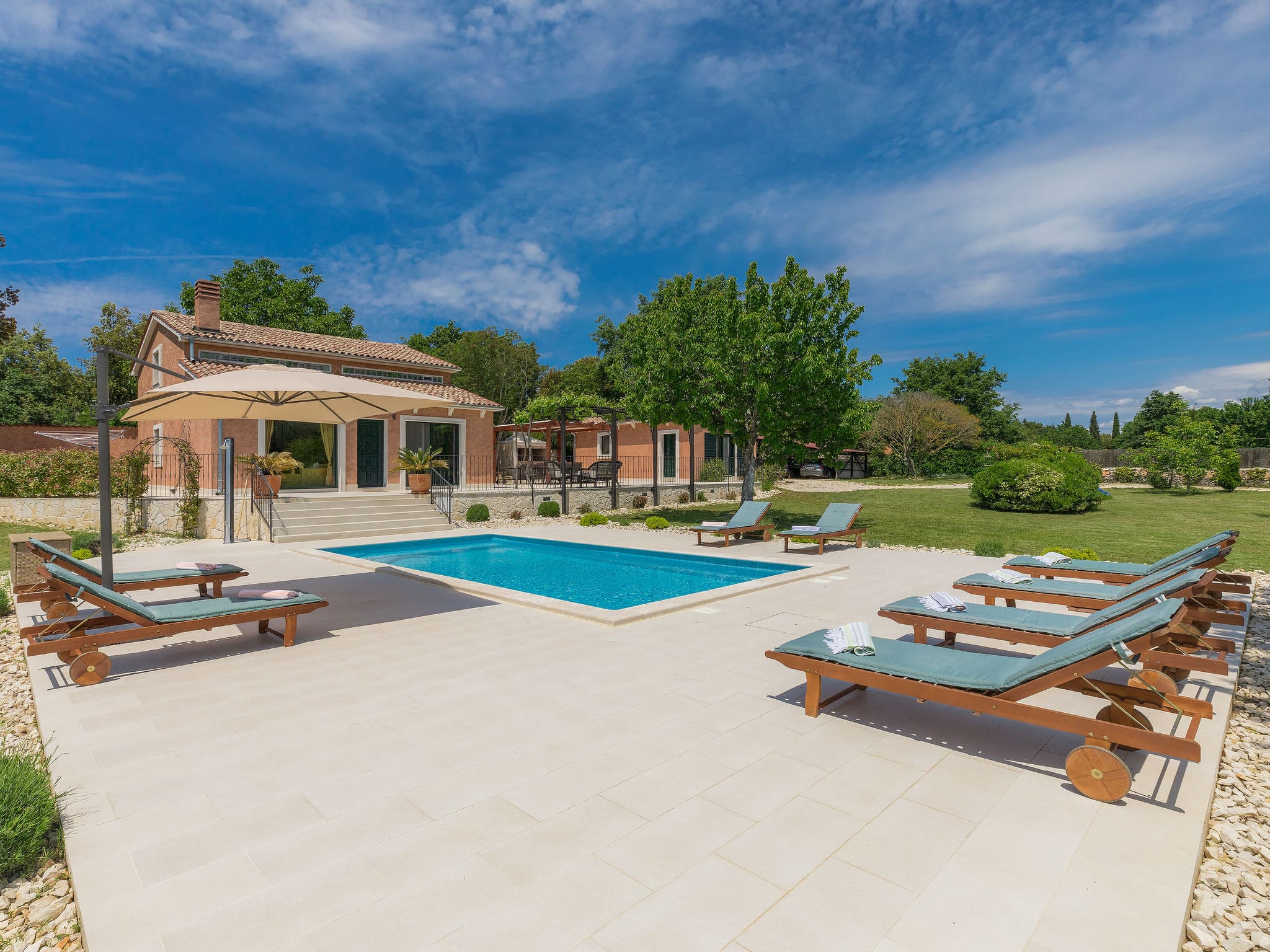 Kuća Butoniga Rovinj: Spectacular 4-Bedroom Family Villa with Private Pool Near Istrian Coast