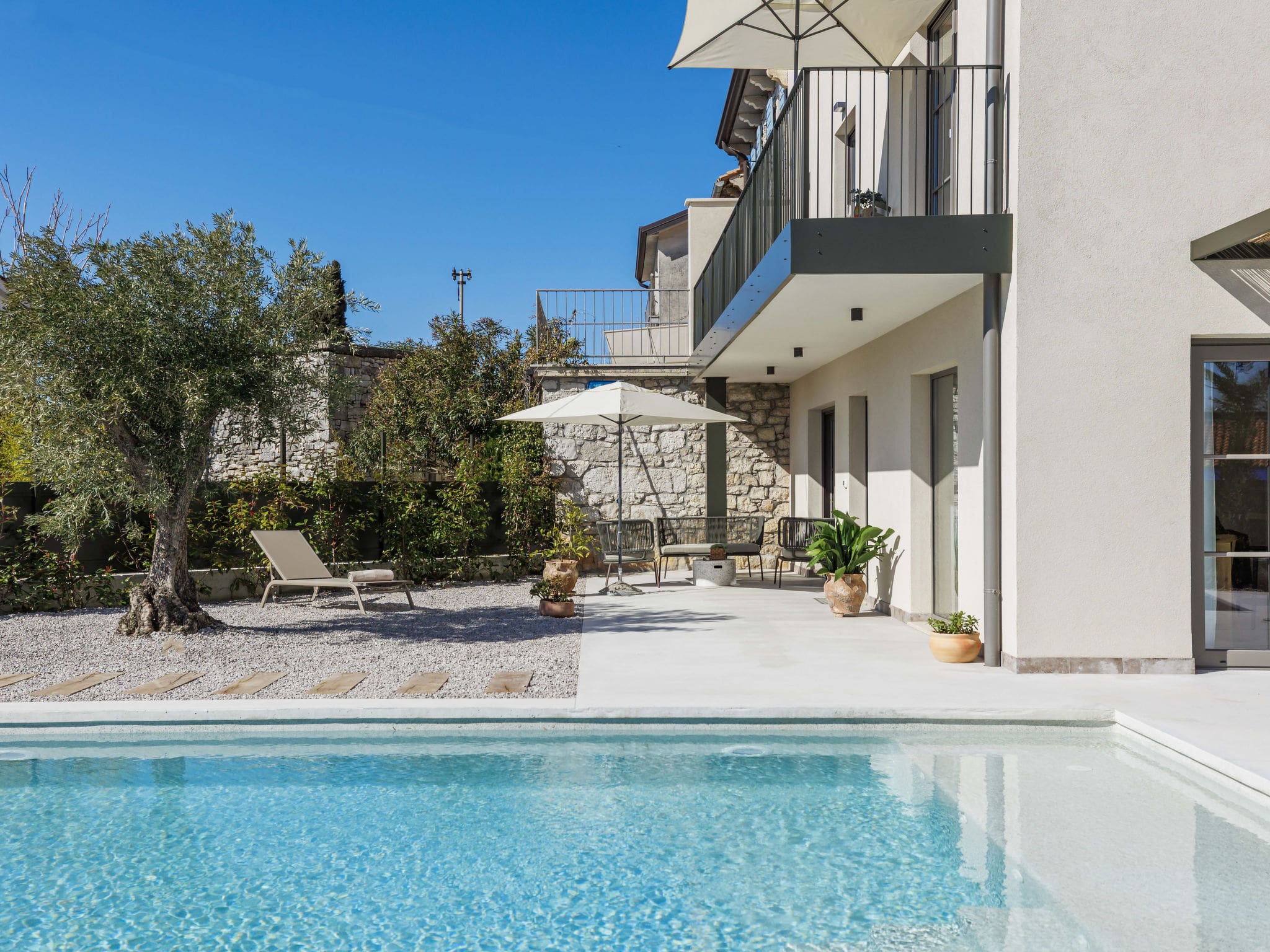 Kuća Dračevac Poreč: Modern 3-Bedroom Villa with Private Pool and Sauna in Beautiful Istrian Countryside