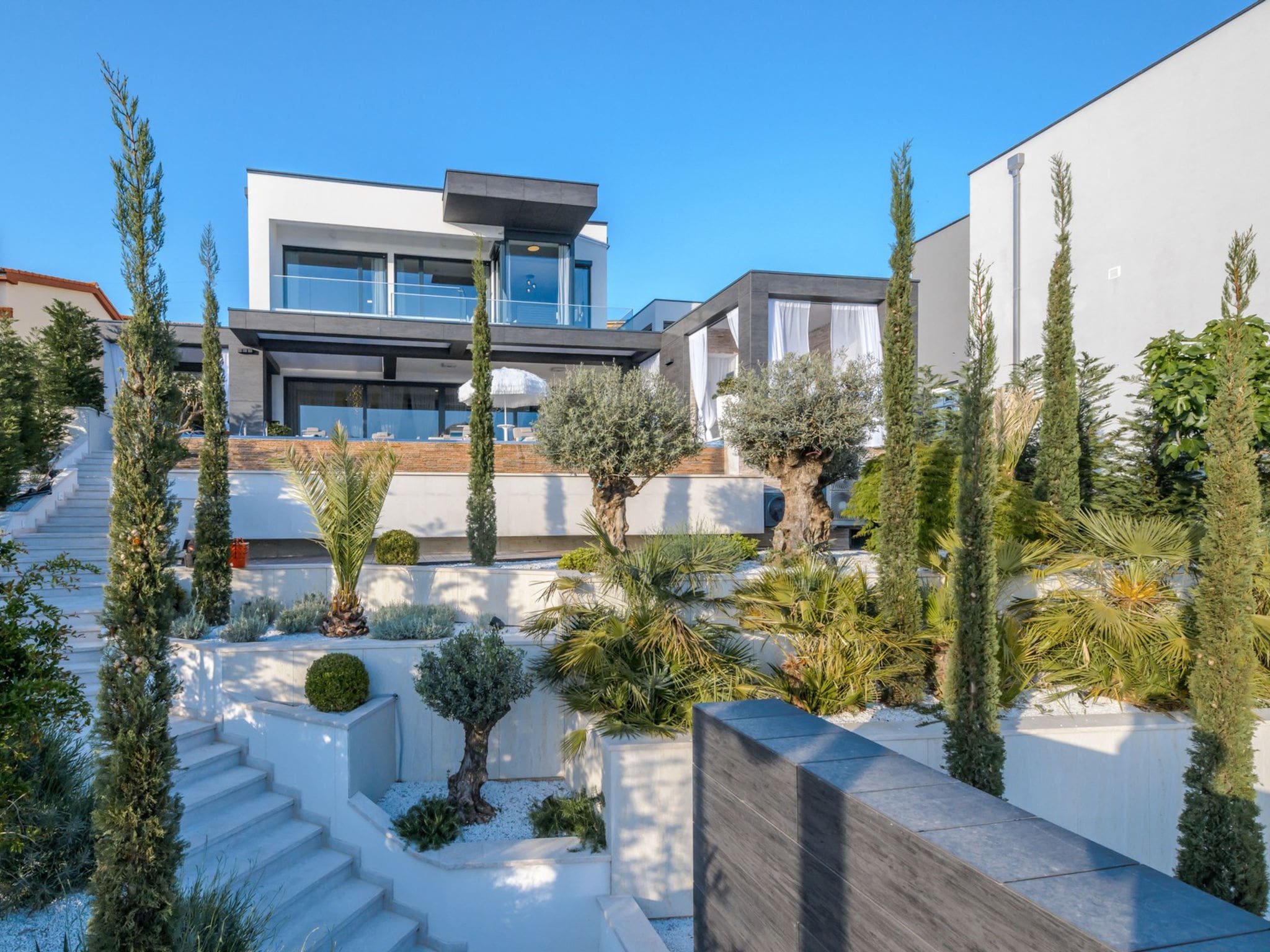 Kuća Frankopan Crikvenica: Stunning 4-Bedroom Villa with Heated Pool and Sea Views in Crikvenica Croatia