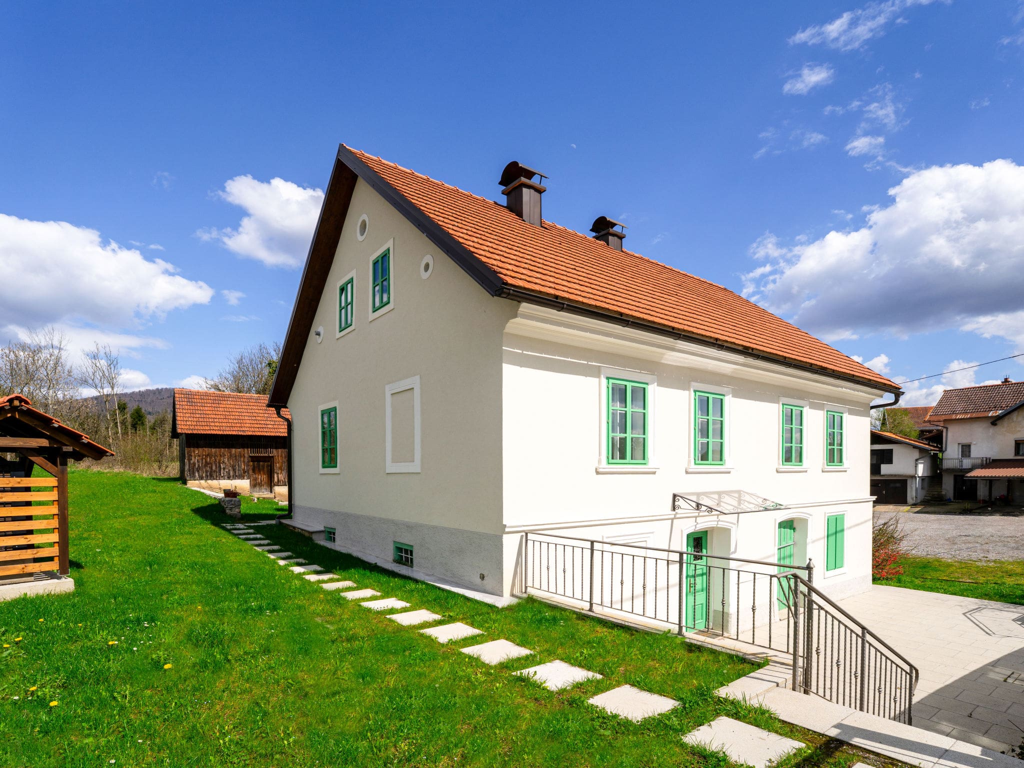 Kuca Gorski Vrbovsko: Renovated Three-Bedroom Mountain Villa with Garden and Terrace in Croatian Highlands