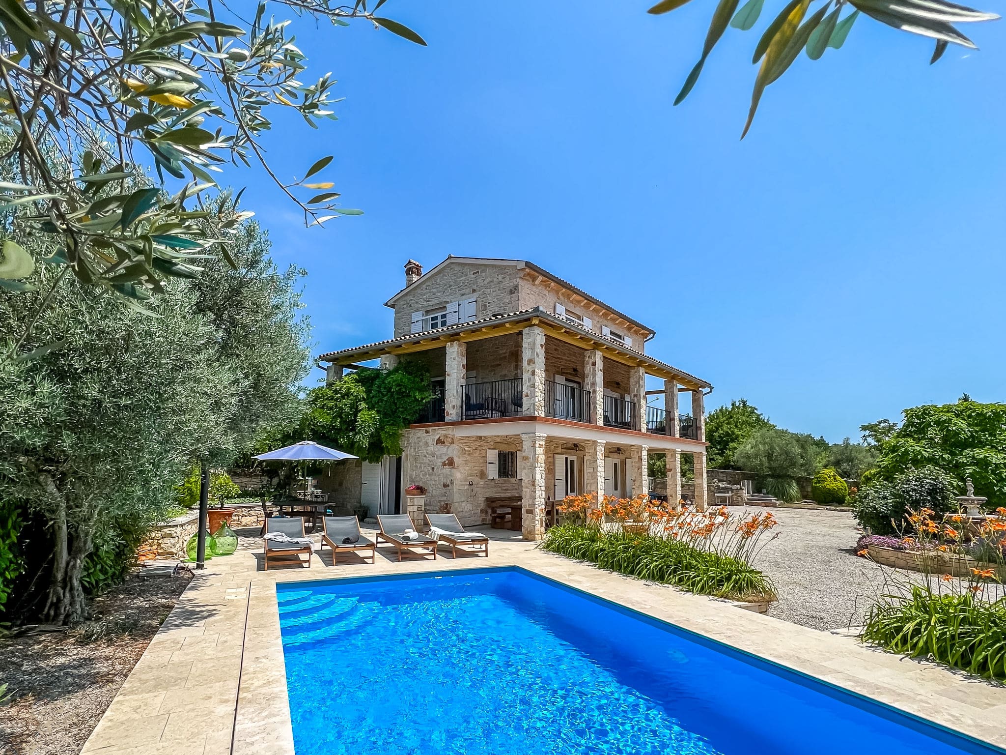 Kuća Heraki Lovreč: Stunning 4-Bedroom Rustic Villa with Private Pool and Historic Architecture in Istria Croatia
