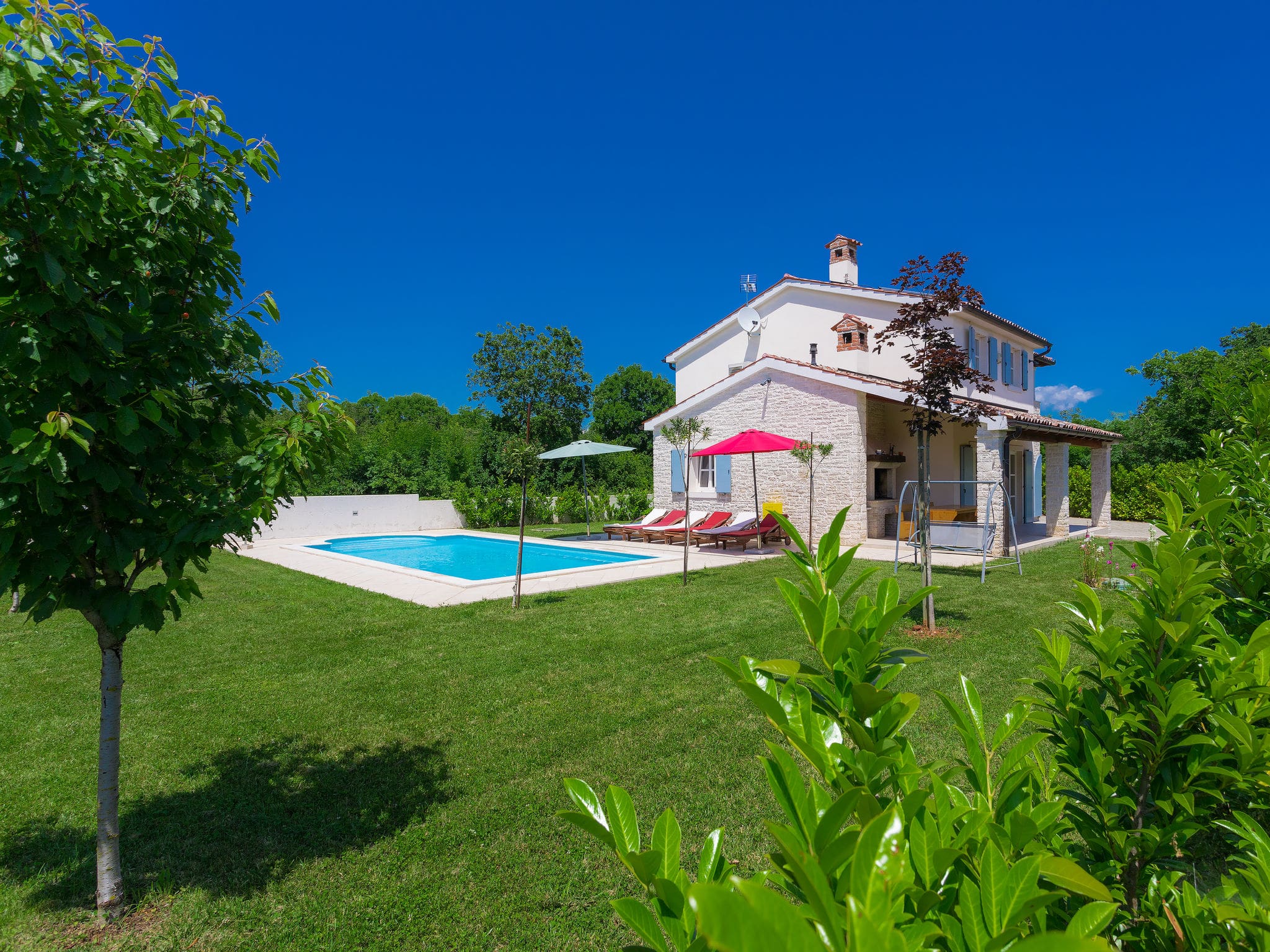 Kuća Juraj Pula: Stunning 3-Bedroom Villa with Private Pool and Garden in Istrian Countryside Near Pula